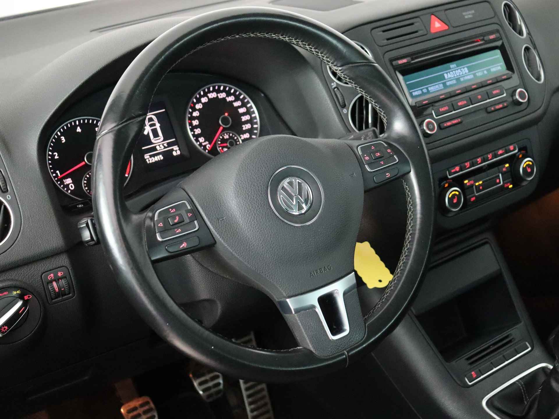 Volkswagen Golf Plus 1.2 TSI Trendline (Climate / Cruise / 16 Inch / Mistlampen / Privacy Glass / Stoelverwarming) - 30/62