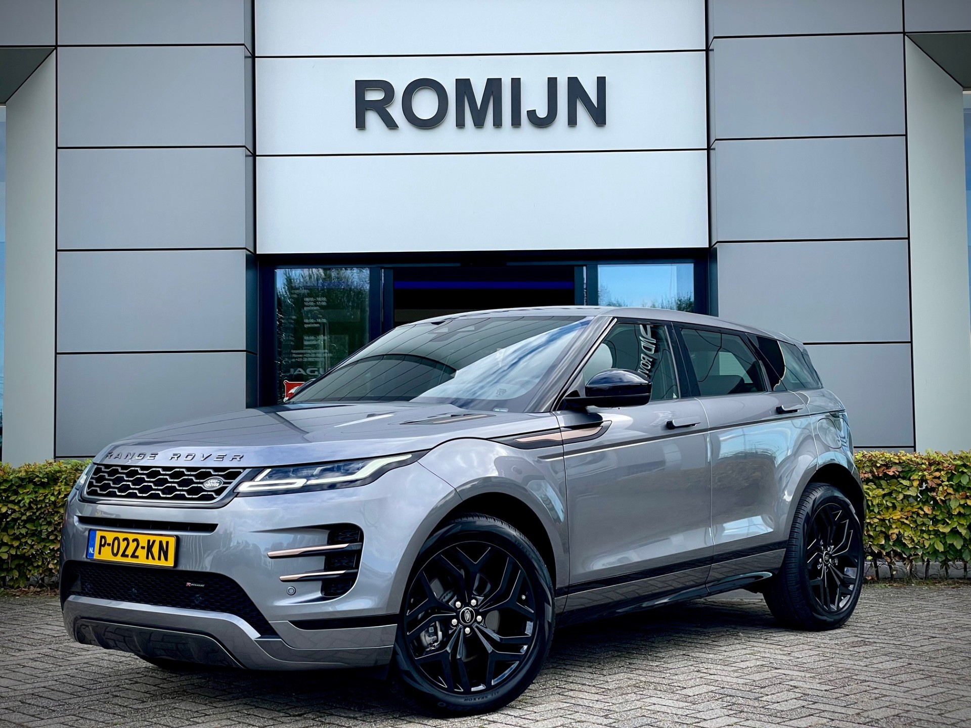 Land Rover Range Rover Evoque 1.5 P300e AWD R-Dynamic SE PANORAMADAK