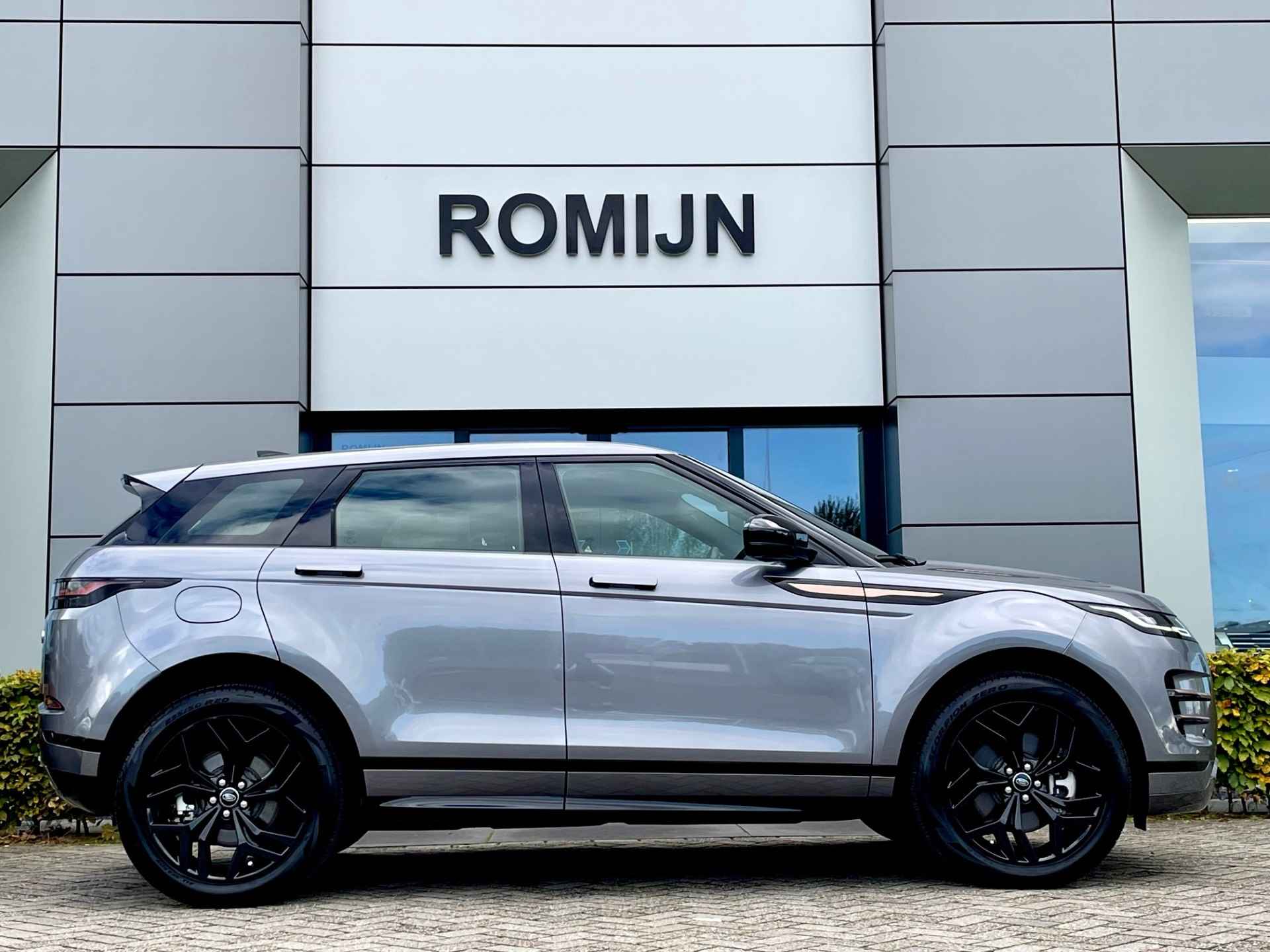 Land Rover Range Rover Evoque 1.5 P300e AWD R-Dynamic SE PANORAMADAK - 5/37