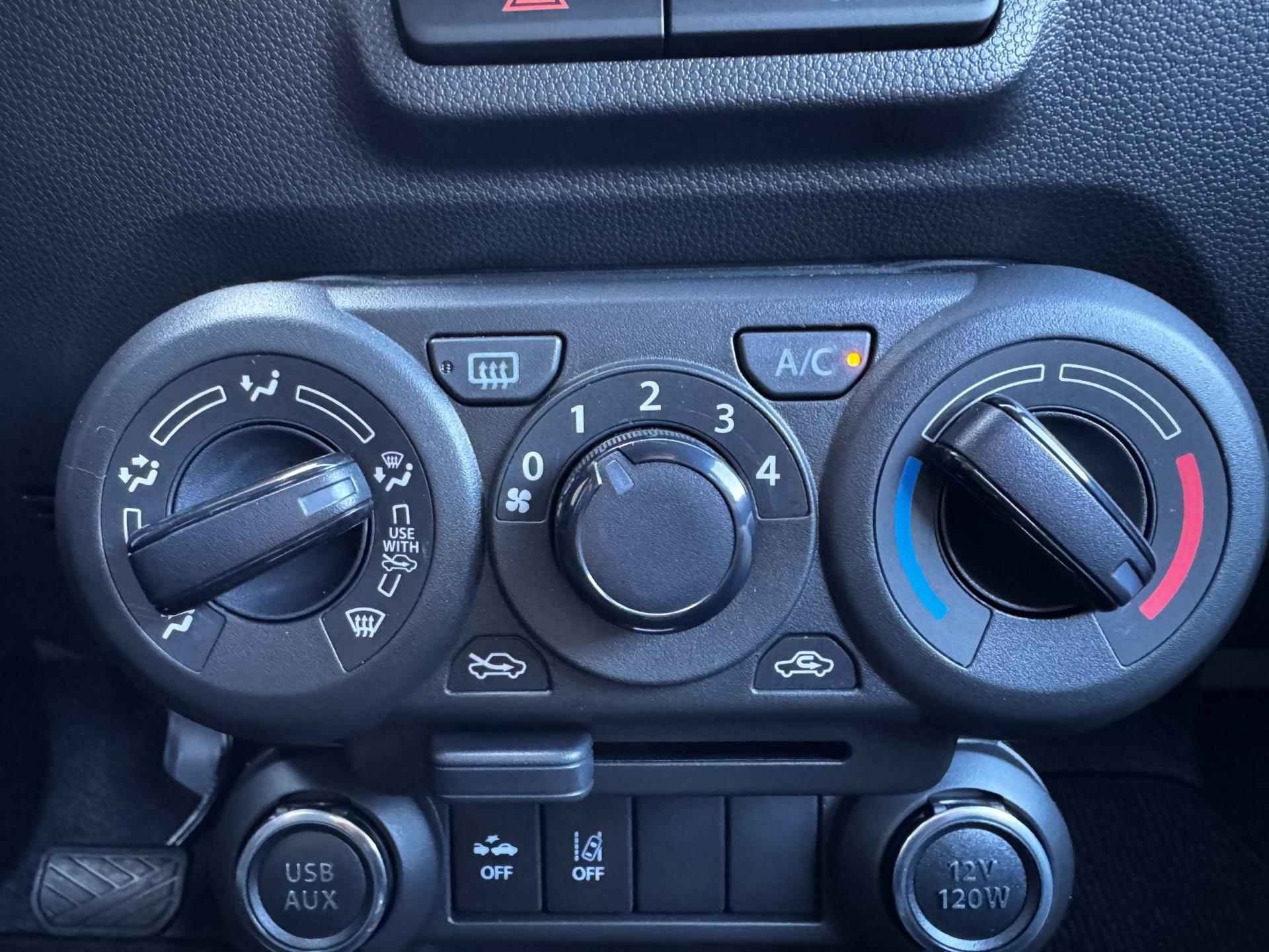 Suzuki Ignis 1.2 Smart Hybrid Select / Automaat / Navigatie / Achteruitrijcamera / Stoelverwarming - 27/47