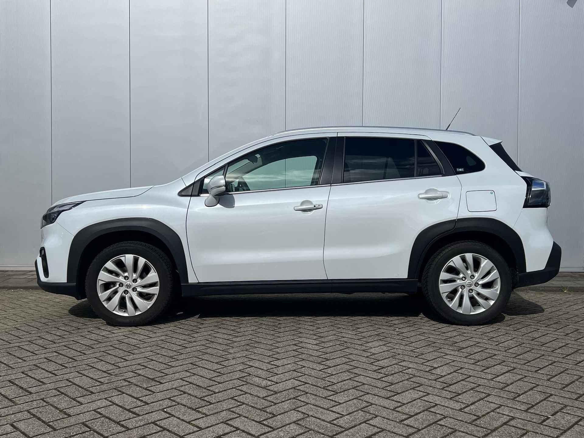 Suzuki S-Cross 1.4 Boosterjet Select Smart Hybrid | Achteruitrijcamera | Stoelverwarming | Climate Control | Adapt. Cruise Control | Apple/Android | Fabrieksgarantie! | - 3/33