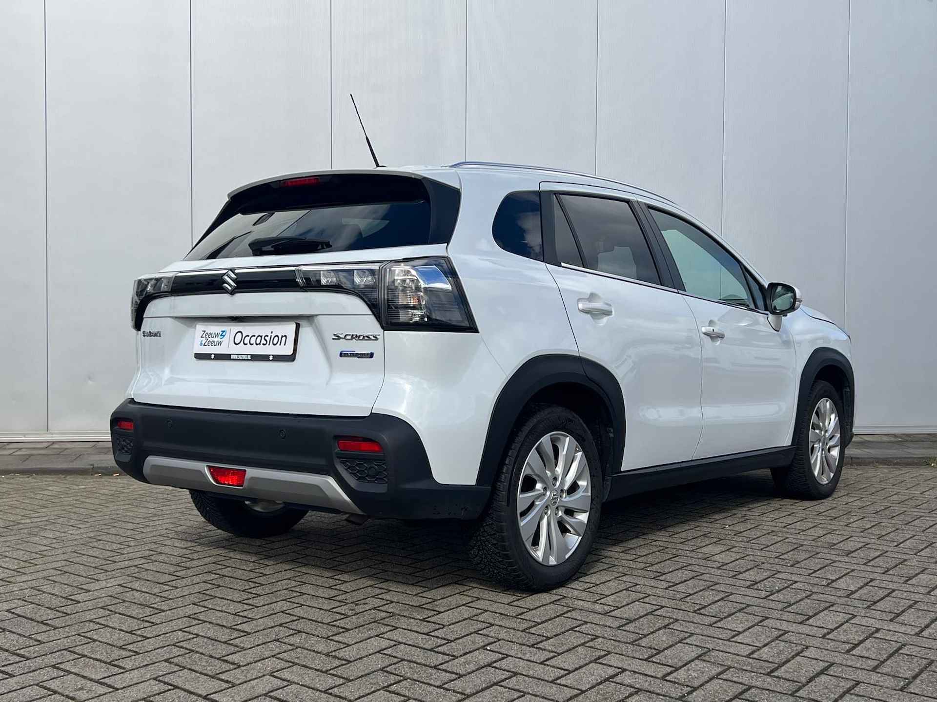 Suzuki S-Cross 1.4 Boosterjet Select Smart Hybrid | Achteruitrijcamera | Stoelverwarming | Climate Control | Adapt. Cruise Control | Apple/Android | Fabrieksgarantie! | - 4/33