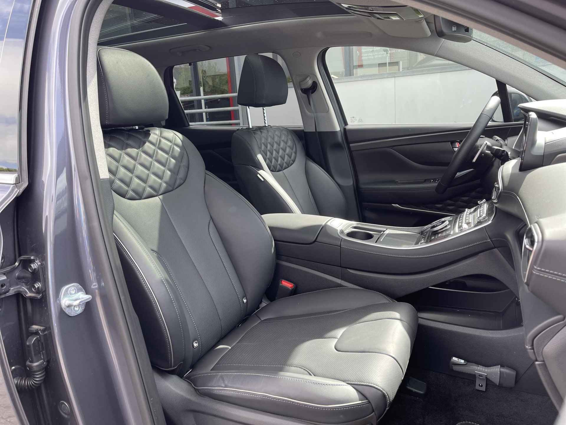 Hyundai Santa Fe 1.6 T-GDI HEV Premium Sky | Panoramadak | Leder | Stuur- + Stoelverwarming | Head-Up Display | Geheugenstoel | Rijklaarprijs! - 11/33