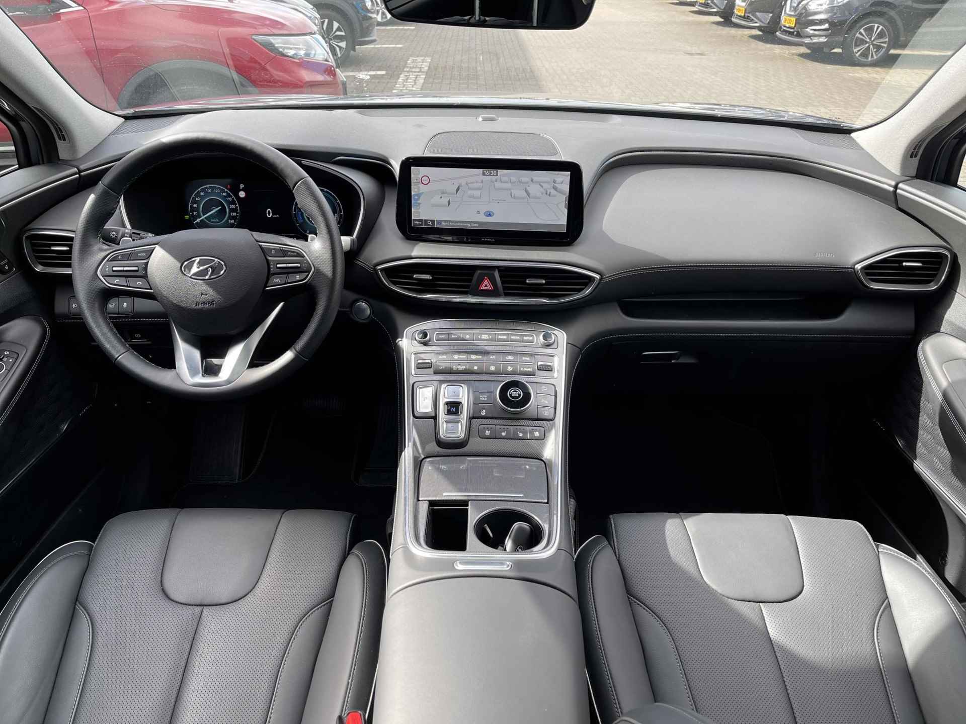Hyundai Santa Fe 1.6 T-GDI HEV Premium Sky | Panoramadak | Leder | Stuur- + Stoelverwarming | Head-Up Display | Geheugenstoel | Rijklaarprijs! - 14/33