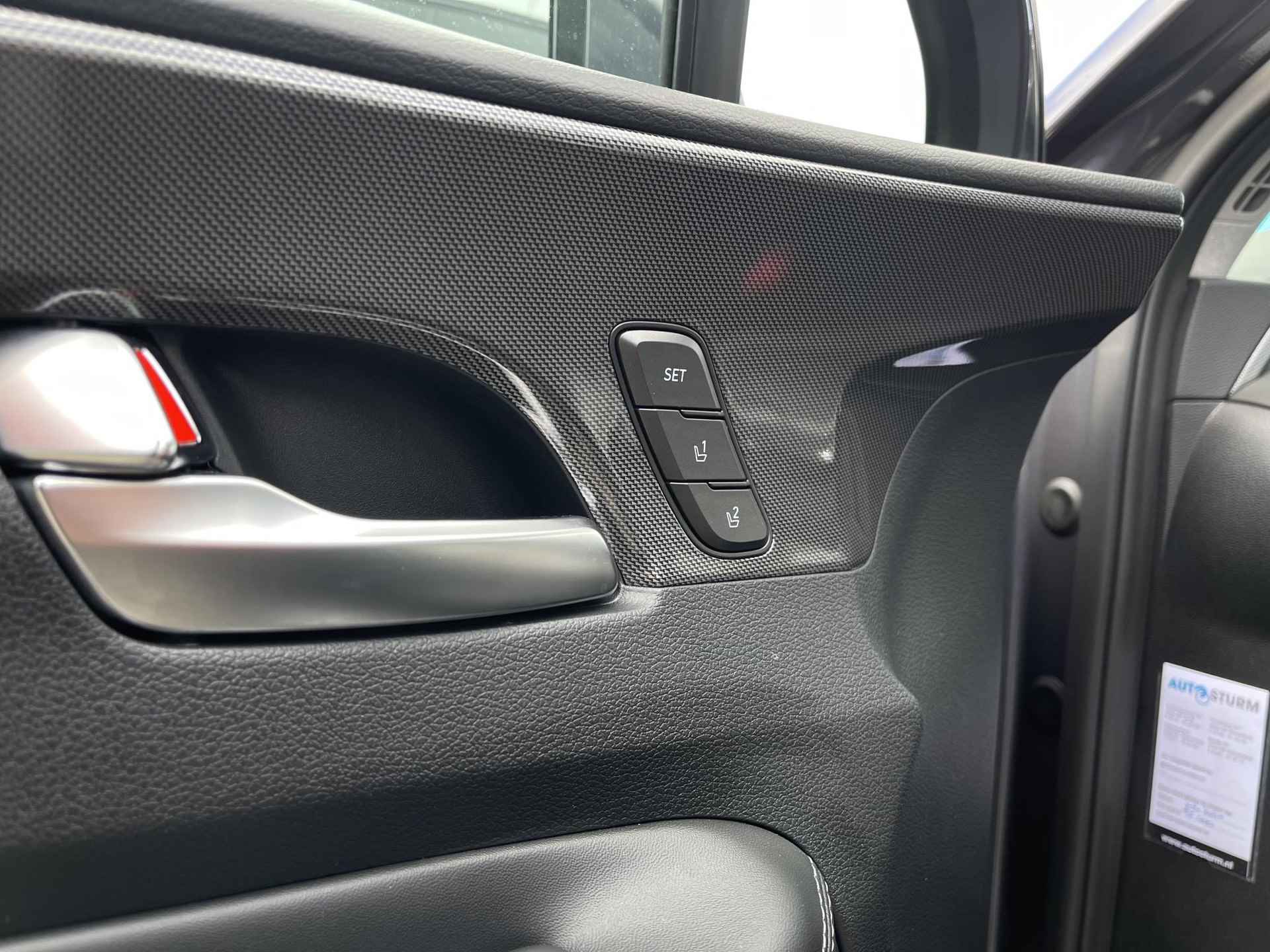 Hyundai Santa Fe 1.6 T-GDI HEV Premium Sky | Panoramadak | Leder | Stuur- + Stoelverwarming | Head-Up Display | Geheugenstoel | Rijklaarprijs! - 24/33