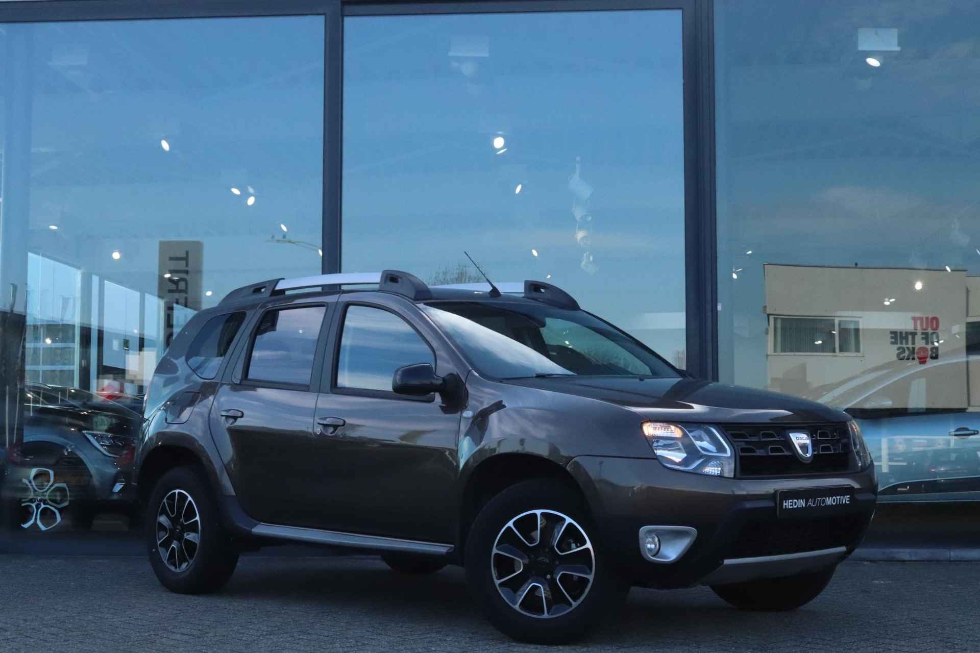 Dacia Duster 1.2 TCe 4x2 Blackshadow | Leder | Camera | Navigatie | Cruise Control | Climate Control | - 25/30