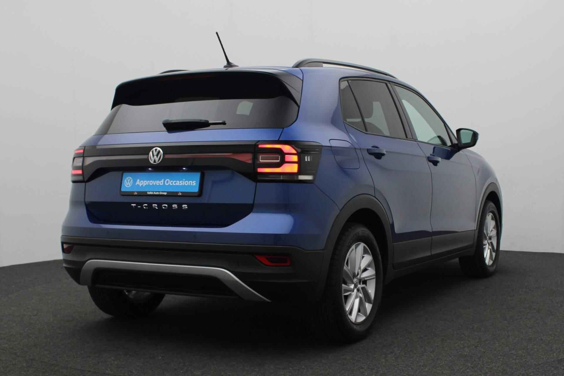 Volkswagen T-Cross 1.0 TSI 115PK DSG Life | Navi | Camera | ACC | Clima | Dodehoek detectie | 16 inch | Apple Carplay / Android Auto - 4/33