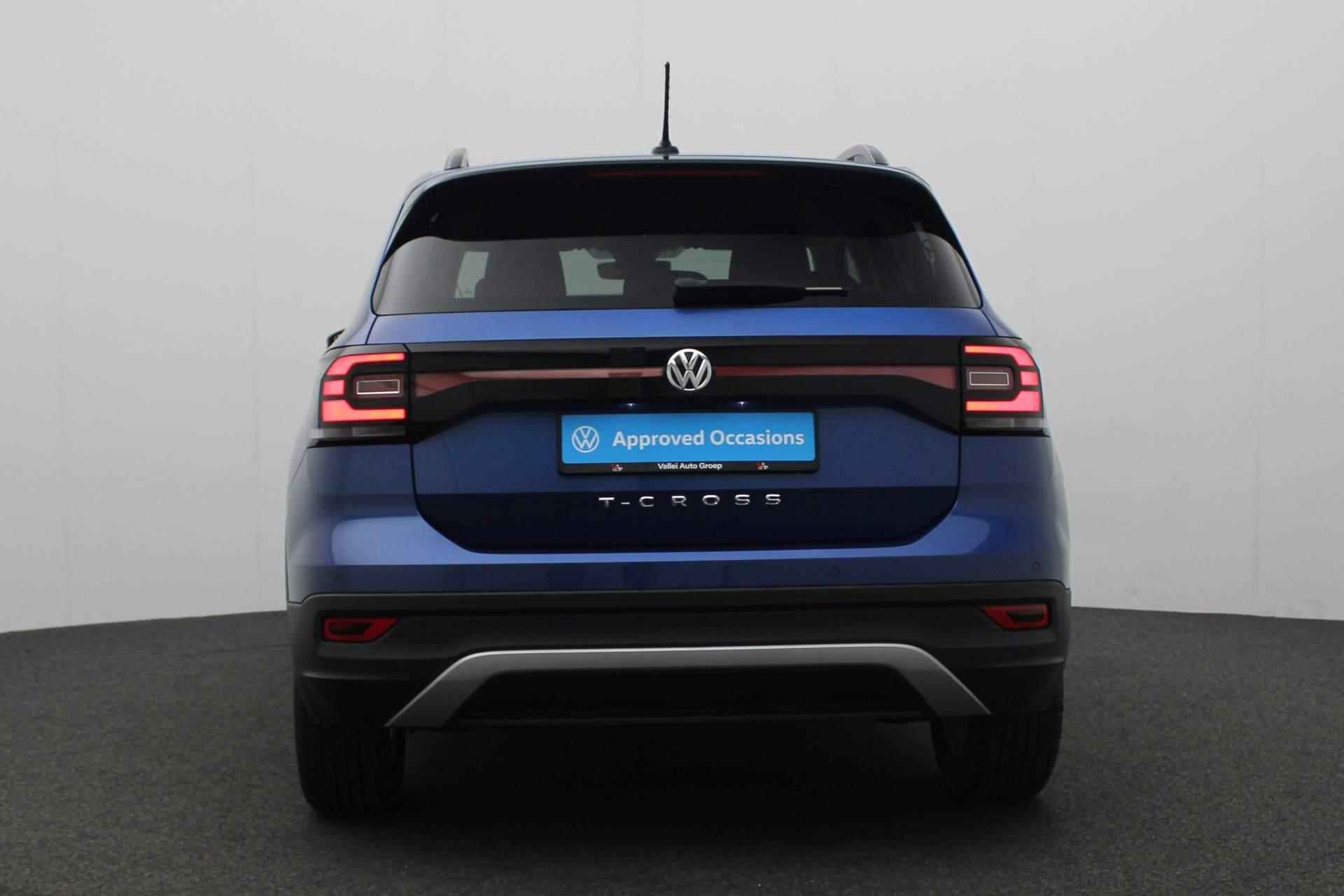 Volkswagen T-Cross 1.0 TSI 115PK DSG Life | Navi | Camera | ACC | Clima | Dodehoek detectie | 16 inch | Apple Carplay / Android Auto - 14/33