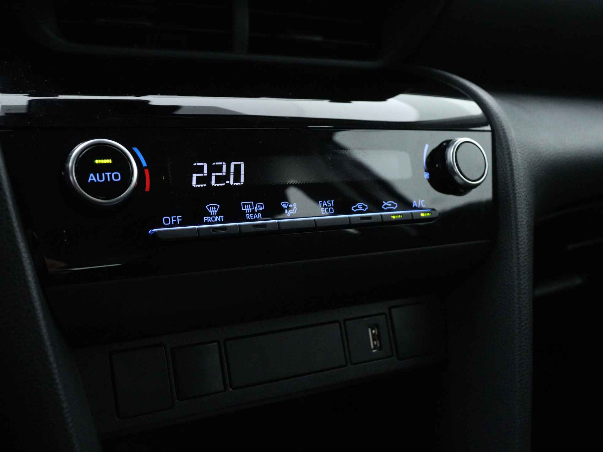 Toyota Yaris Cross 1.5 Hybrid Active Limited | Apple CarPlay | Camera | LM Velgen | - 12/42