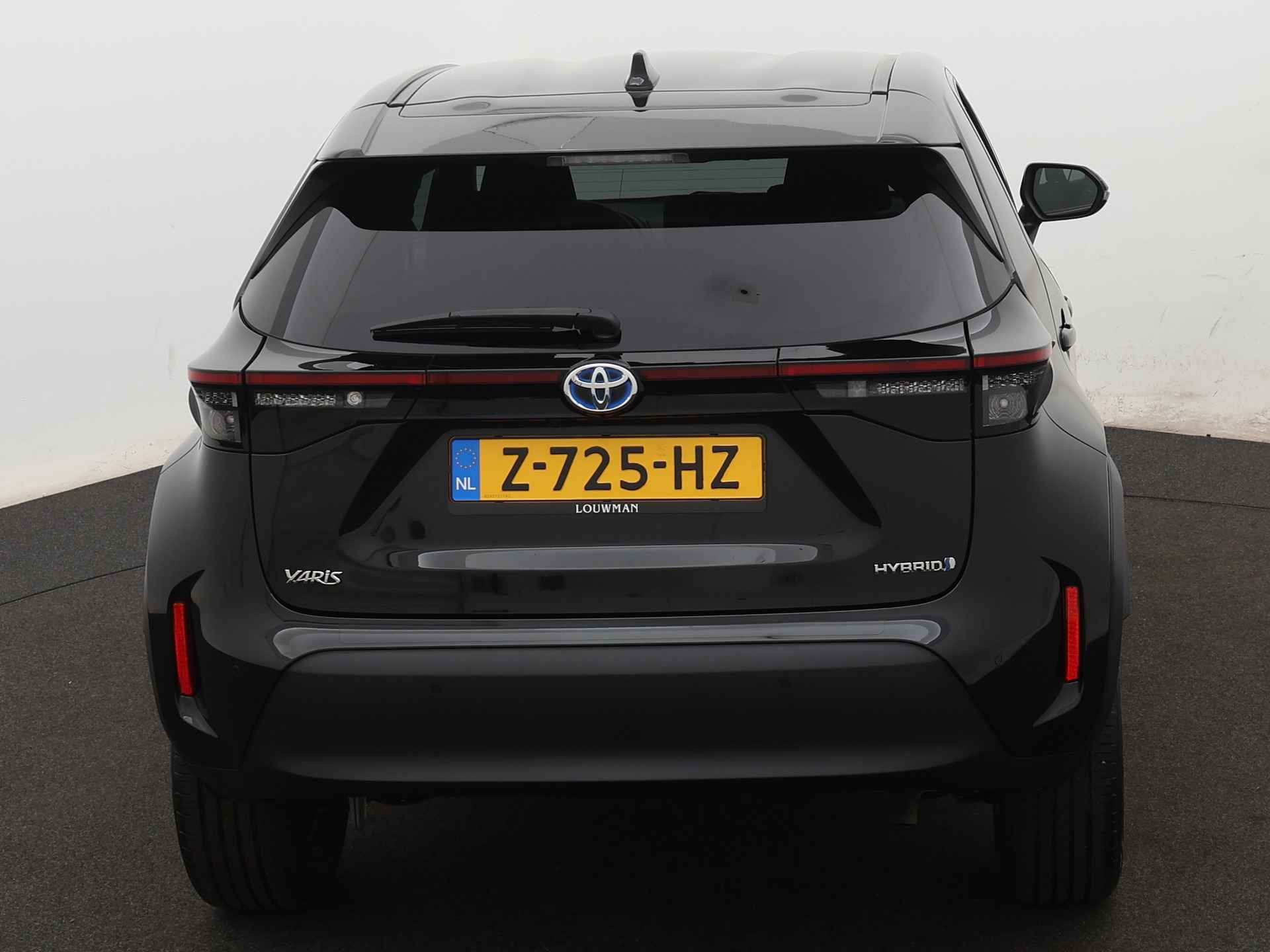 Toyota Yaris Cross 1.5 Hybrid Dynamic Plus Limited | Dodehoek sensor | Parkeersensor voor en achter | Voorstoelen verwarmd | - 30/46