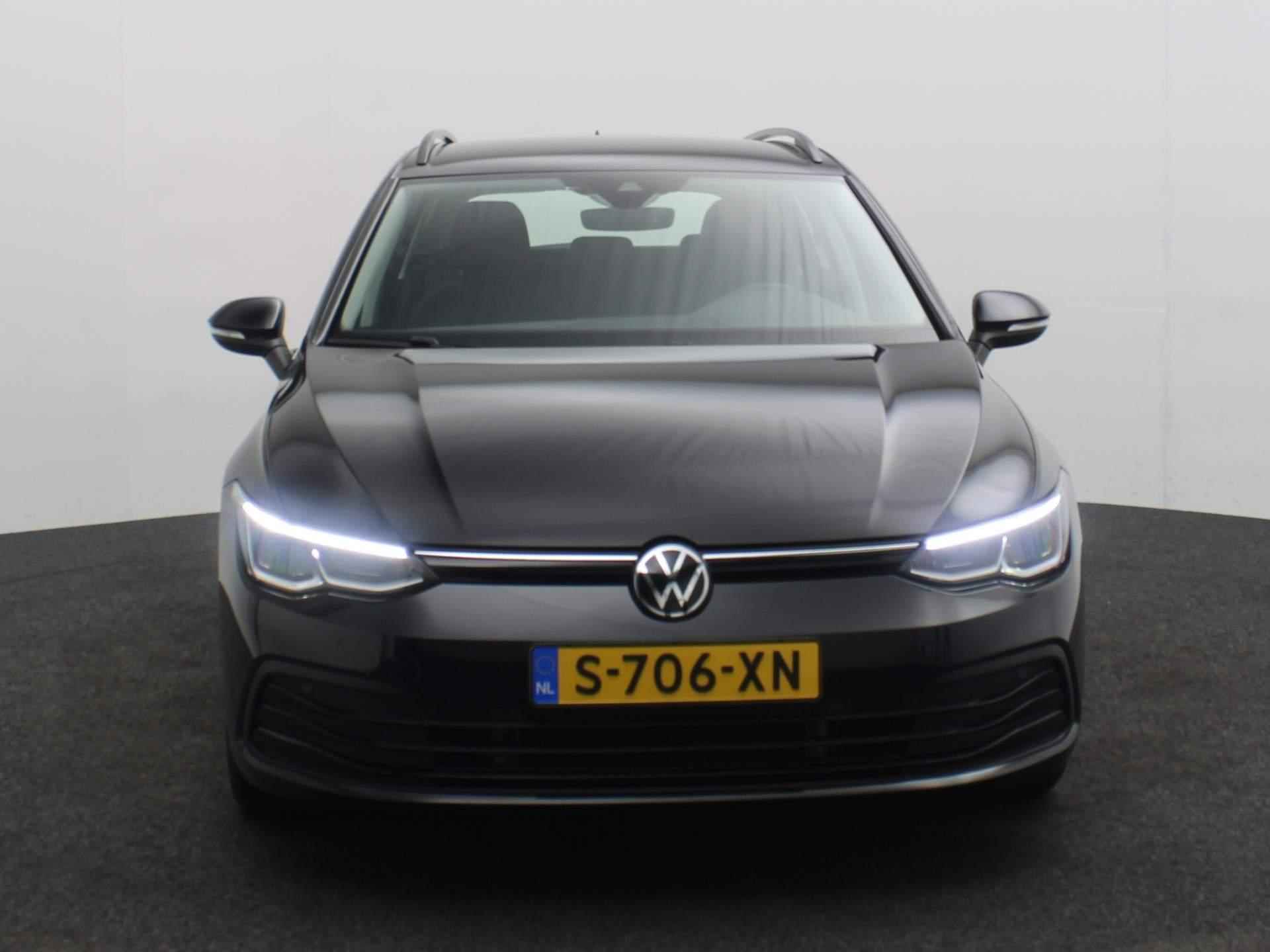 Volkswagen Golf Variant Life Business 2.0 TDI 115pk Trekhaak, Adaptive cruise control, Navigatie, Parkeersensoren, App connect, Stuurwiel verwarmd, LED verlichting, Airco, DAB, Stoelverwarming - 9/40