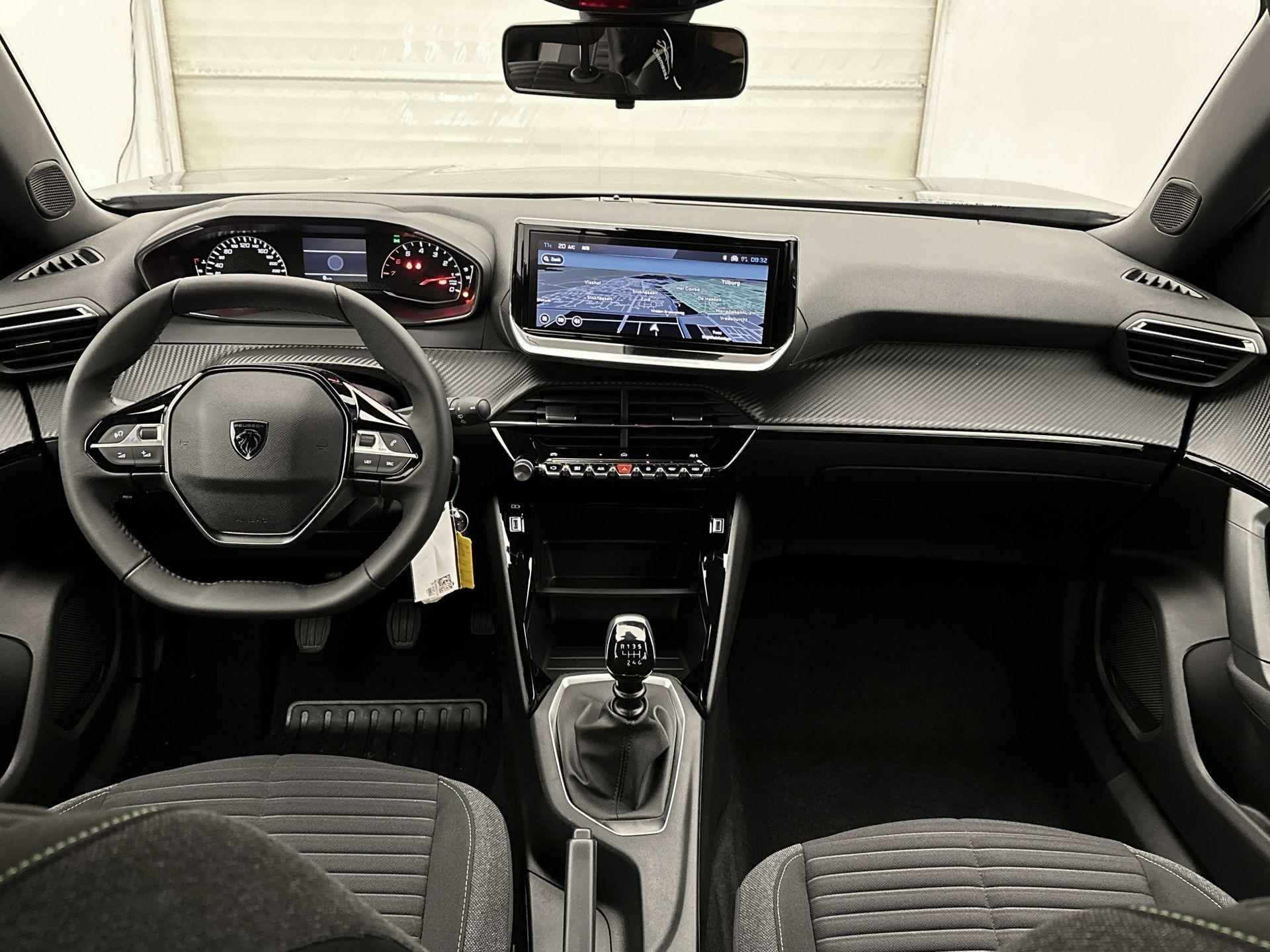 Peugeot 2008 SUV Active 100 pk | Navigatie | Achteruitrijcamera | Parkeersensoren Achter | LED Koplampen | DAB Ontvanger | Lederen Stuurwiel | Buitenspiegels Elektrisch Verstel -en Verwarmbaar | Climate Control | Cruise Control | Apple Carplay/Android Auto | - 12/32