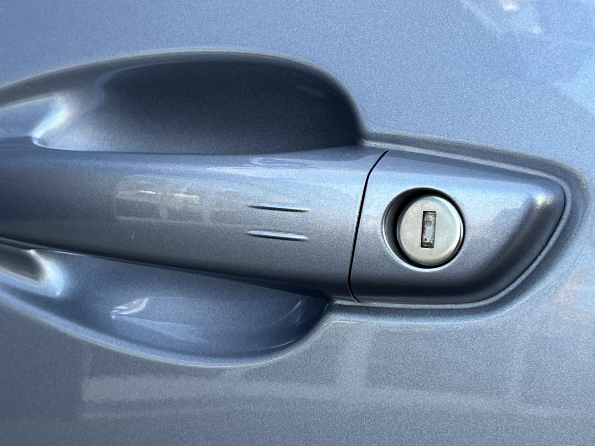 Peugeot 3008 1.2 130PK GT | Adaptieve Cruise | Stoelverwarming | Apple/Android Carplay | Navigatie | Camera | Bla LED | Getint Glas | Climate Control - 14/53