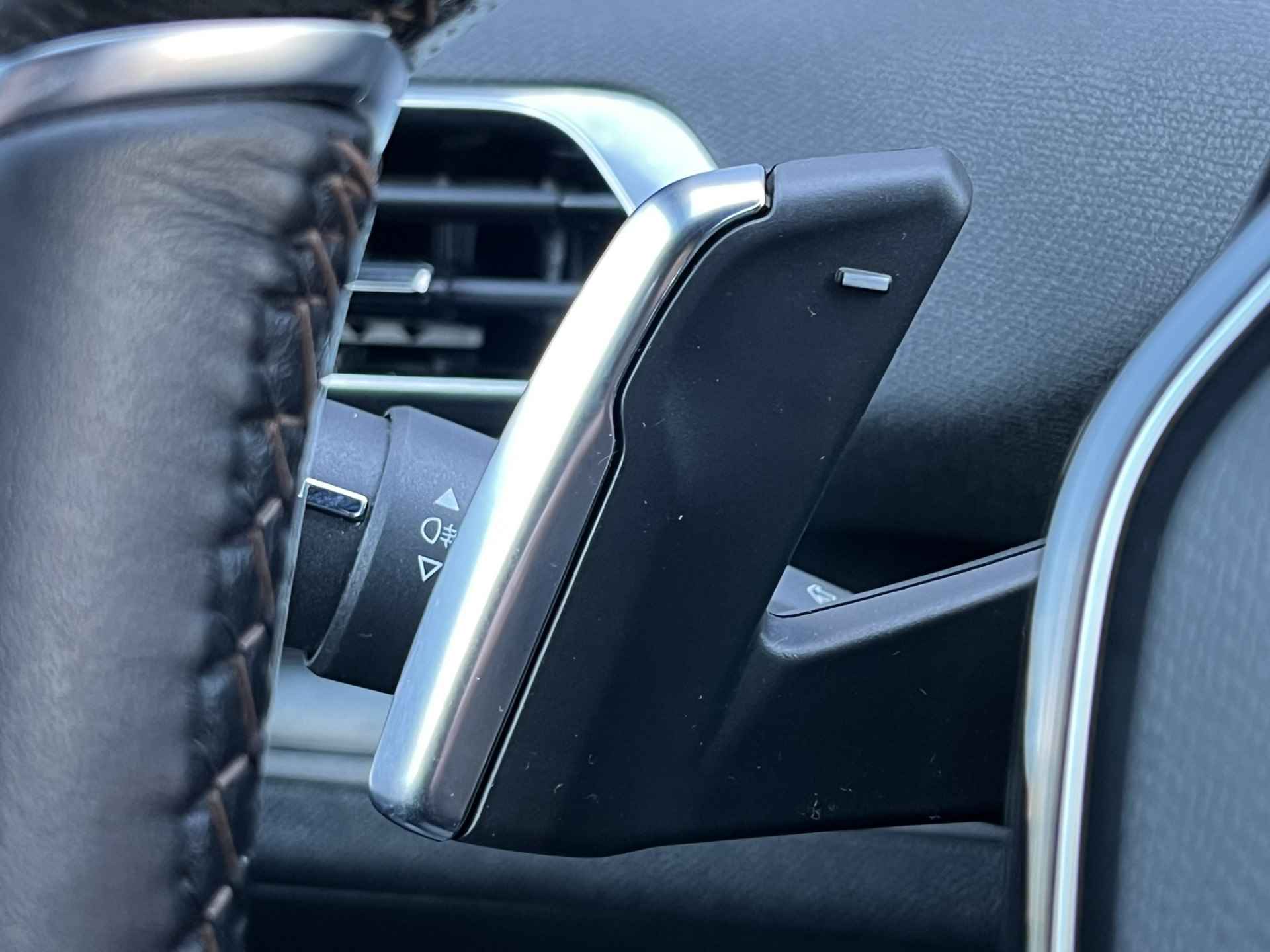 Peugeot 3008 1.2 130PK GT | Adaptieve Cruise | Stoelverwarming | Apple/Android Carplay | Navigatie | Camera | Bla LED | Getint Glas | Climate Control - 22/53