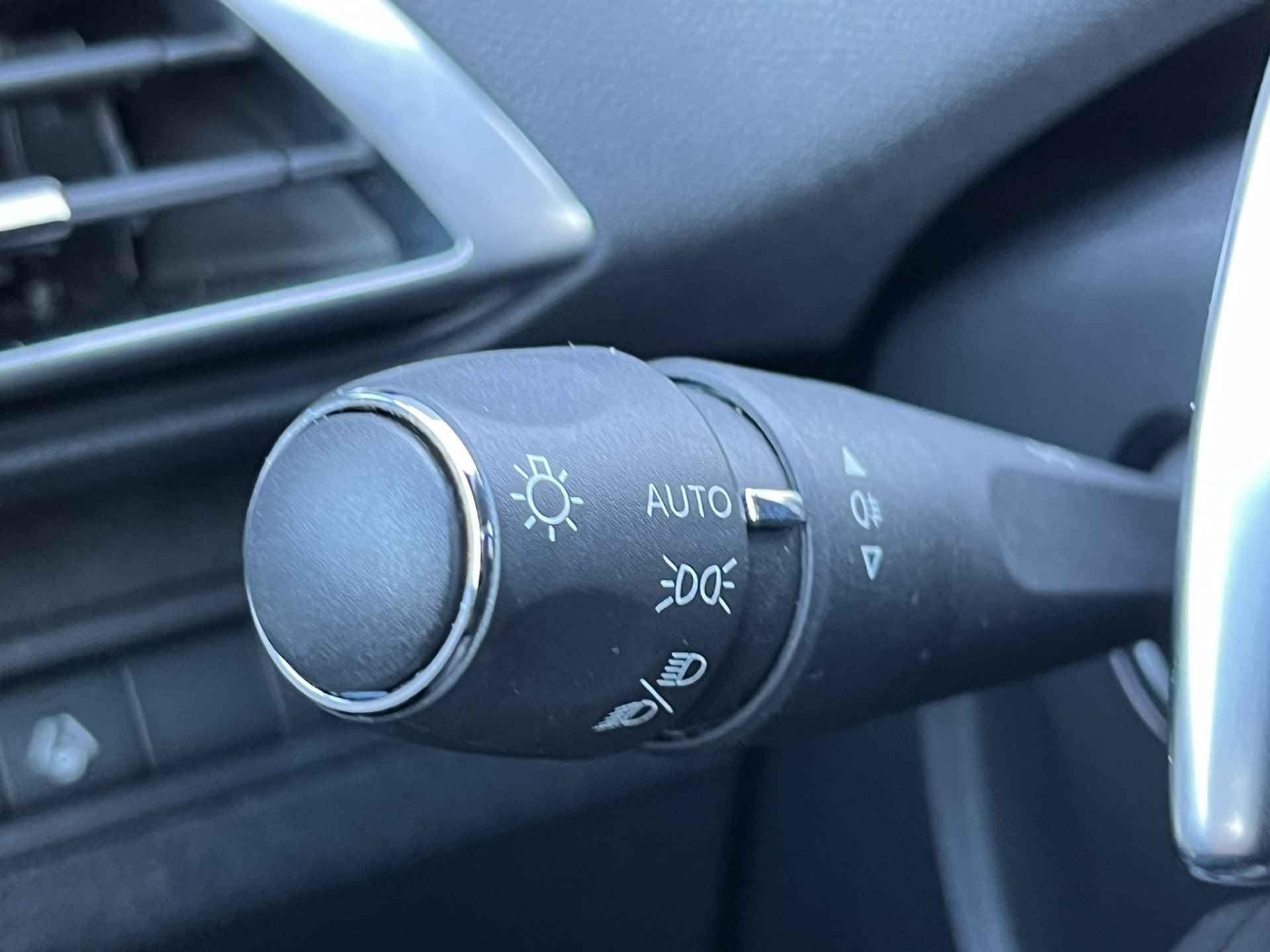 Peugeot 3008 1.2 130PK GT | Adaptieve Cruise | Stoelverwarming | Apple/Android Carplay | Navigatie | Camera | Bla LED | Getint Glas | Climate Control - 23/53