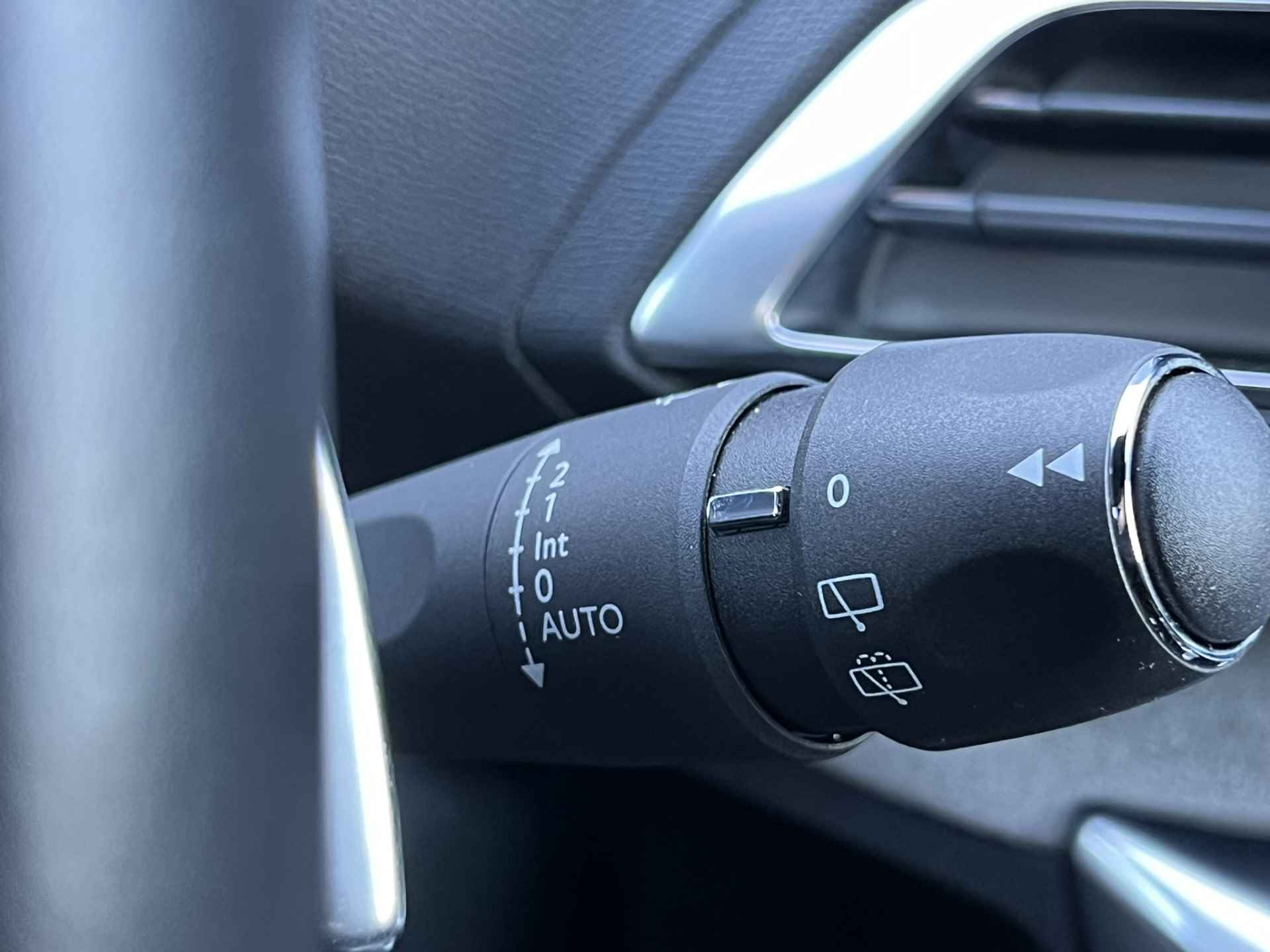 Peugeot 3008 1.2 130PK GT | Adaptieve Cruise | Stoelverwarming | Apple/Android Carplay | Navigatie | Camera | Bla LED | Getint Glas | Climate Control - 25/53
