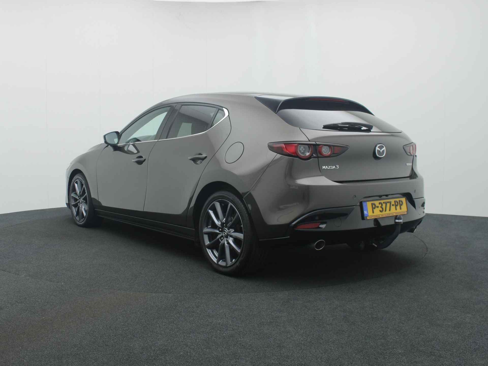 Mazda 3 2.0 SkyActiv-G Comfort met afneembare trekhaak : dealer onderhouden - 4/48