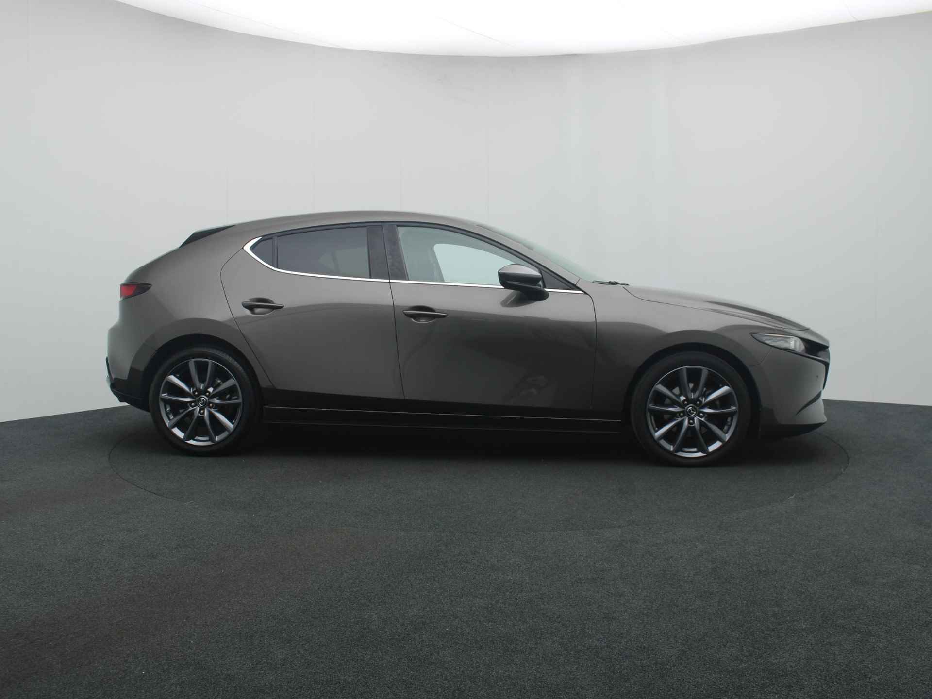 Mazda 3 2.0 SkyActiv-G Comfort met afneembare trekhaak : dealer onderhouden - 7/48