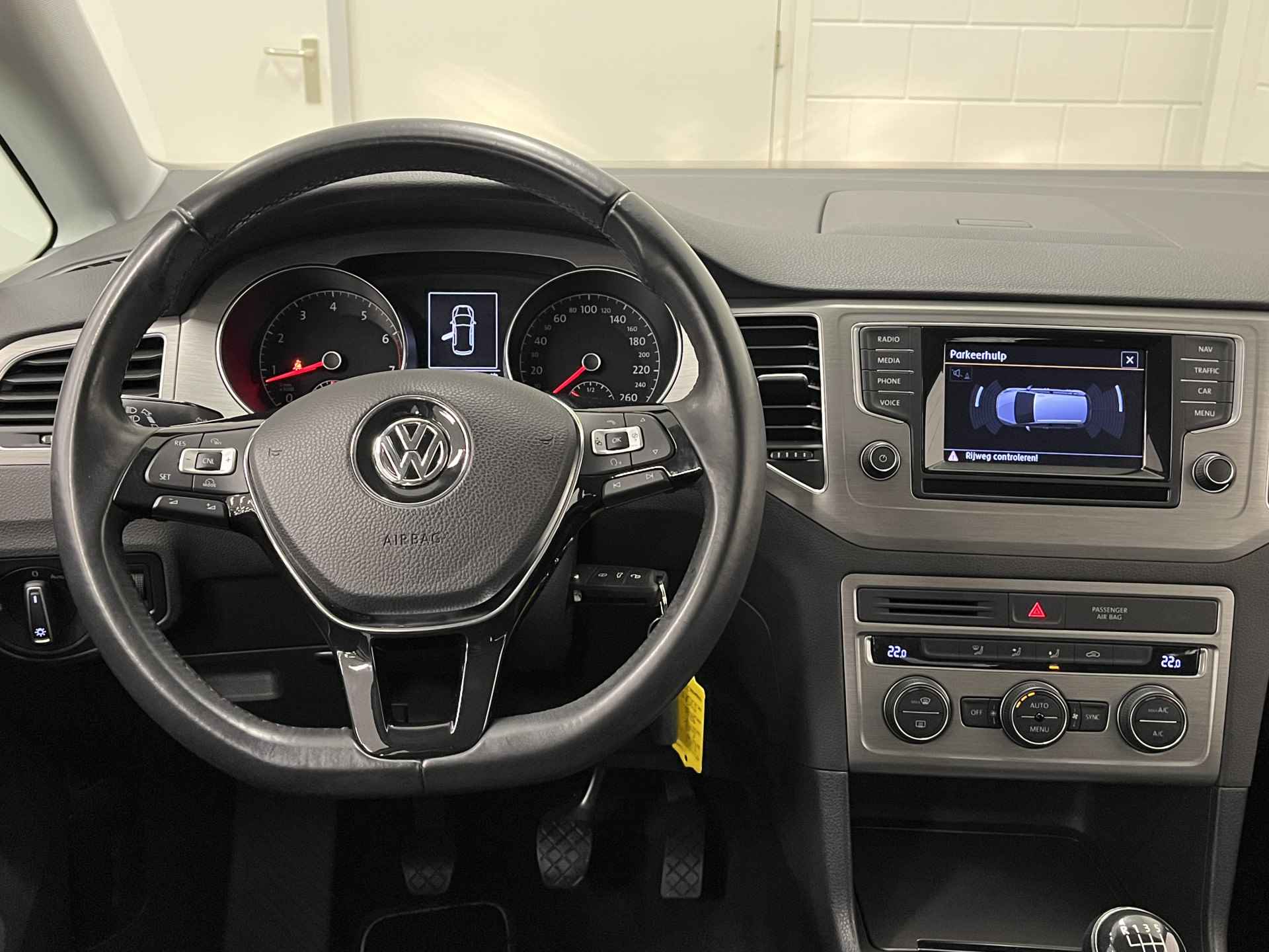 Volkswagen Golf Sportsvan 1.2 TSI Comfortline NAVIGATIE  | LICHTMETALEN VELGEN | CLIMATE CONTROL | LAGE KM STAND! - 6/44