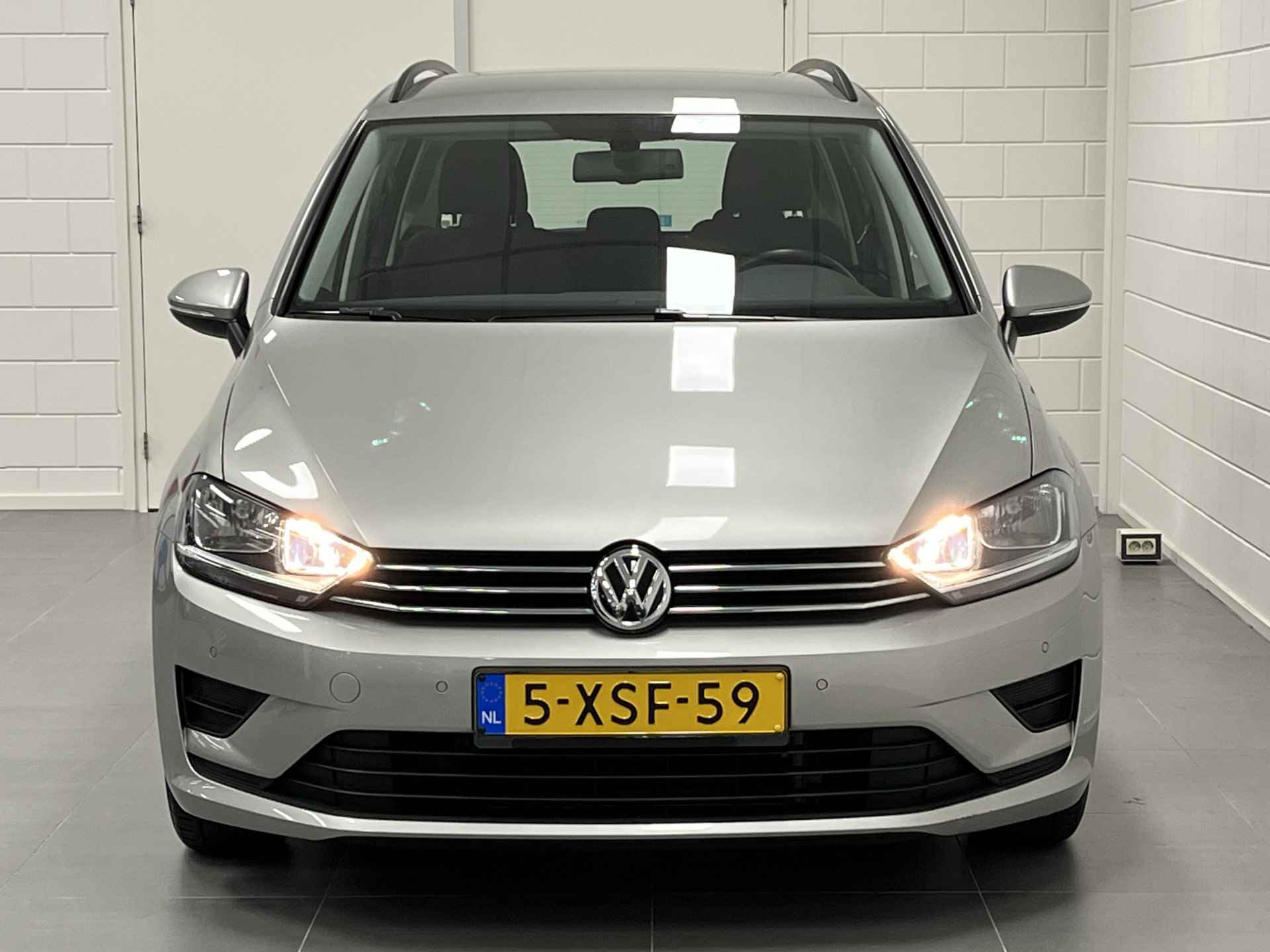 Volkswagen Golf Sportsvan 1.2 TSI Comfortline NAVIGATIE  | LICHTMETALEN VELGEN | CLIMATE CONTROL | LAGE KM STAND! - 41/44