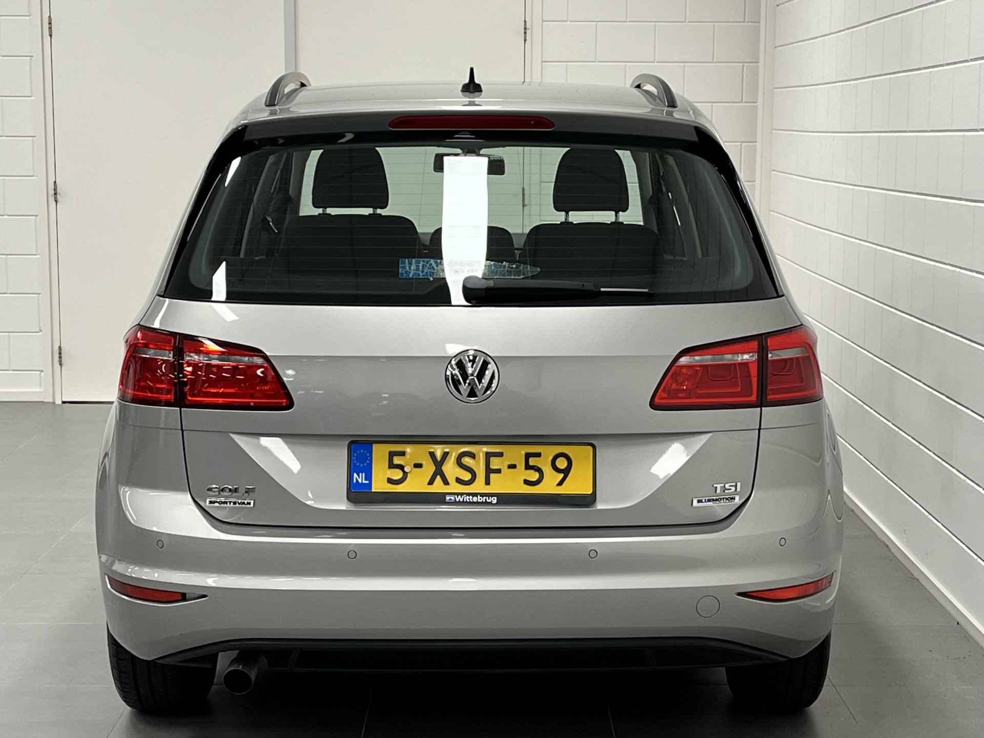 Volkswagen Golf Sportsvan 1.2 TSI Comfortline NAVIGATIE  | LICHTMETALEN VELGEN | CLIMATE CONTROL | LAGE KM STAND! - 42/44