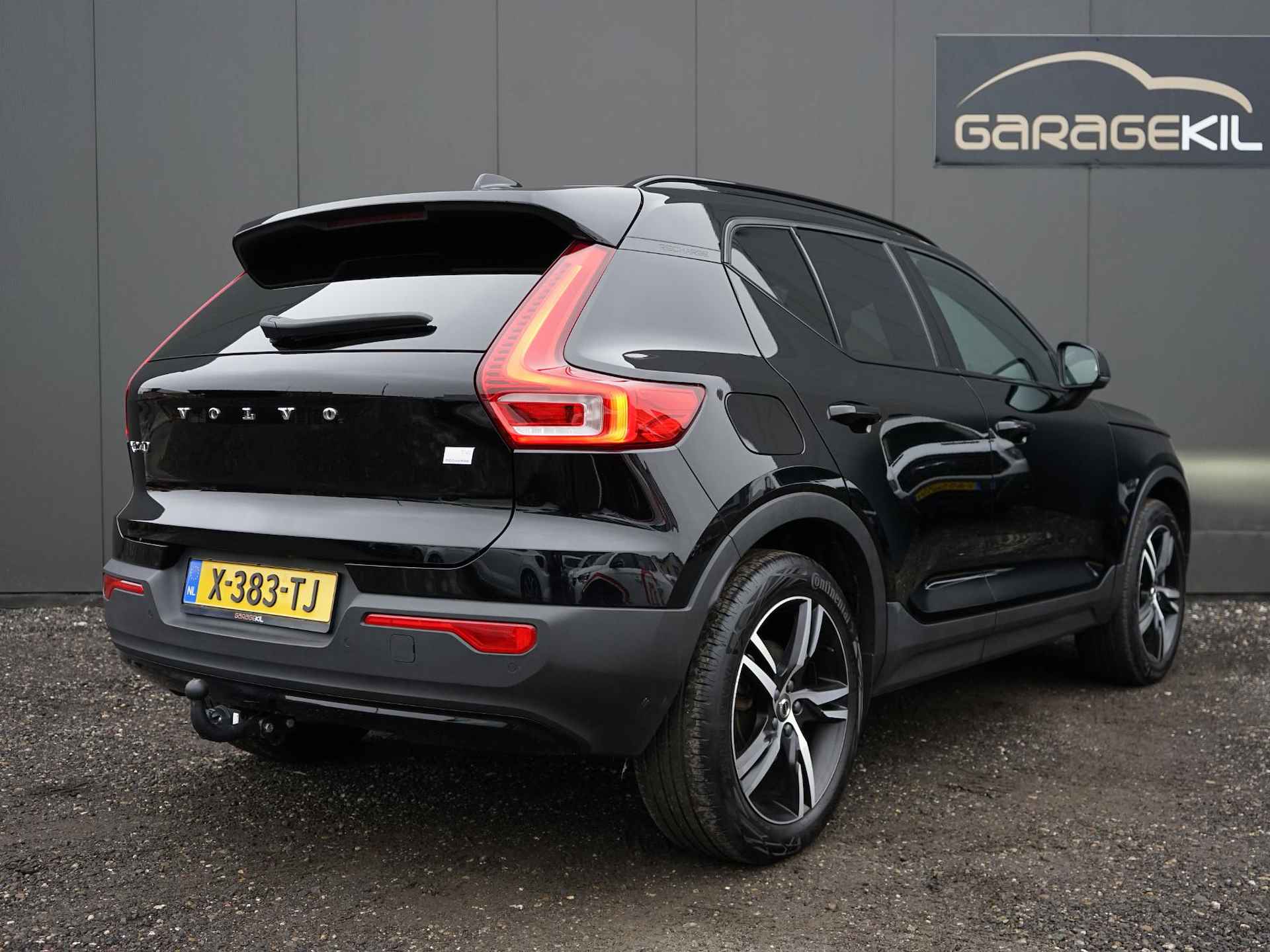 Volvo XC40 1.5 T4 Recharge R-Design Expression Privacy glass / Trekhaak / Camera / Stoel & stuurverw. - 7/27