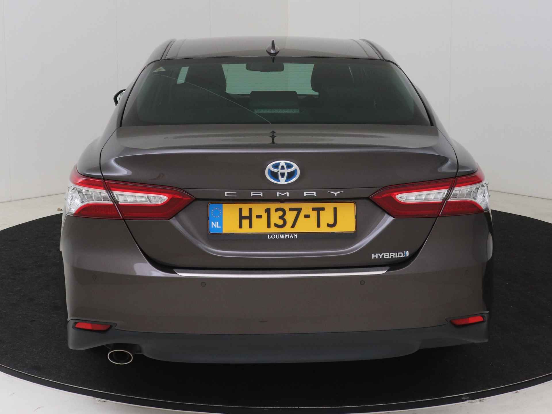 Toyota Camry 2.5 Hybrid Premium I Navigatie I Climate Control I Cruise Control Adaptief I Camera I Lederen Bekleding I 1e Eigenaar I Stoelverwarming Voor I Keyless Entry/Start I - 28/47