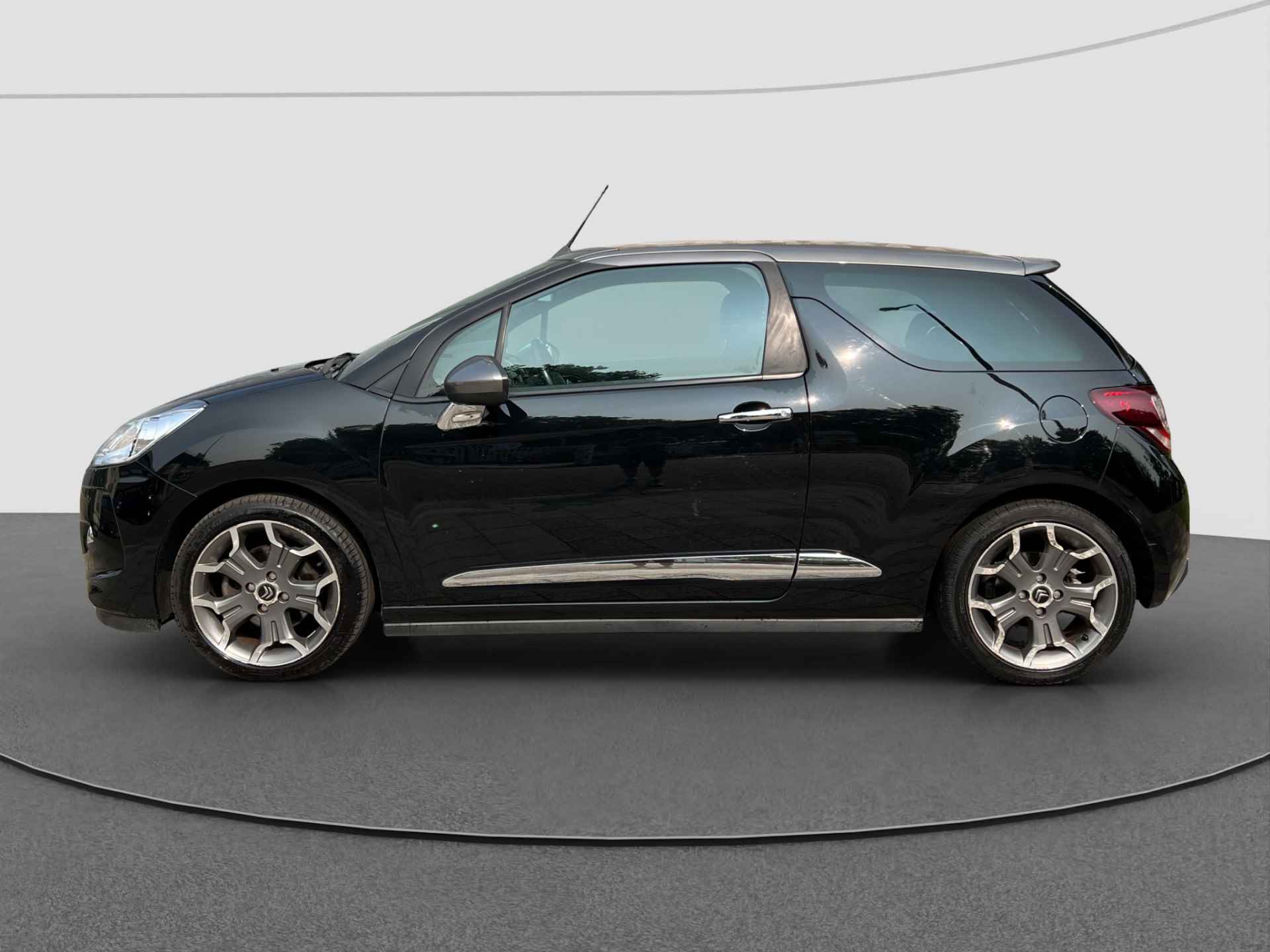 Citroën DS3 Cabrio 1.6 THP Sport Chic | Distr. Ketting Verv. | Cabrio | Cruise - 8/25