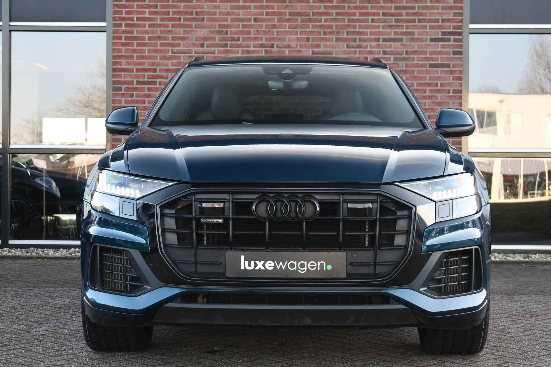 Audi Q8 55 TFSI e quattro S-Line S-zetels Pano 23inch Trekh B&O ACC Softclose - 7/86