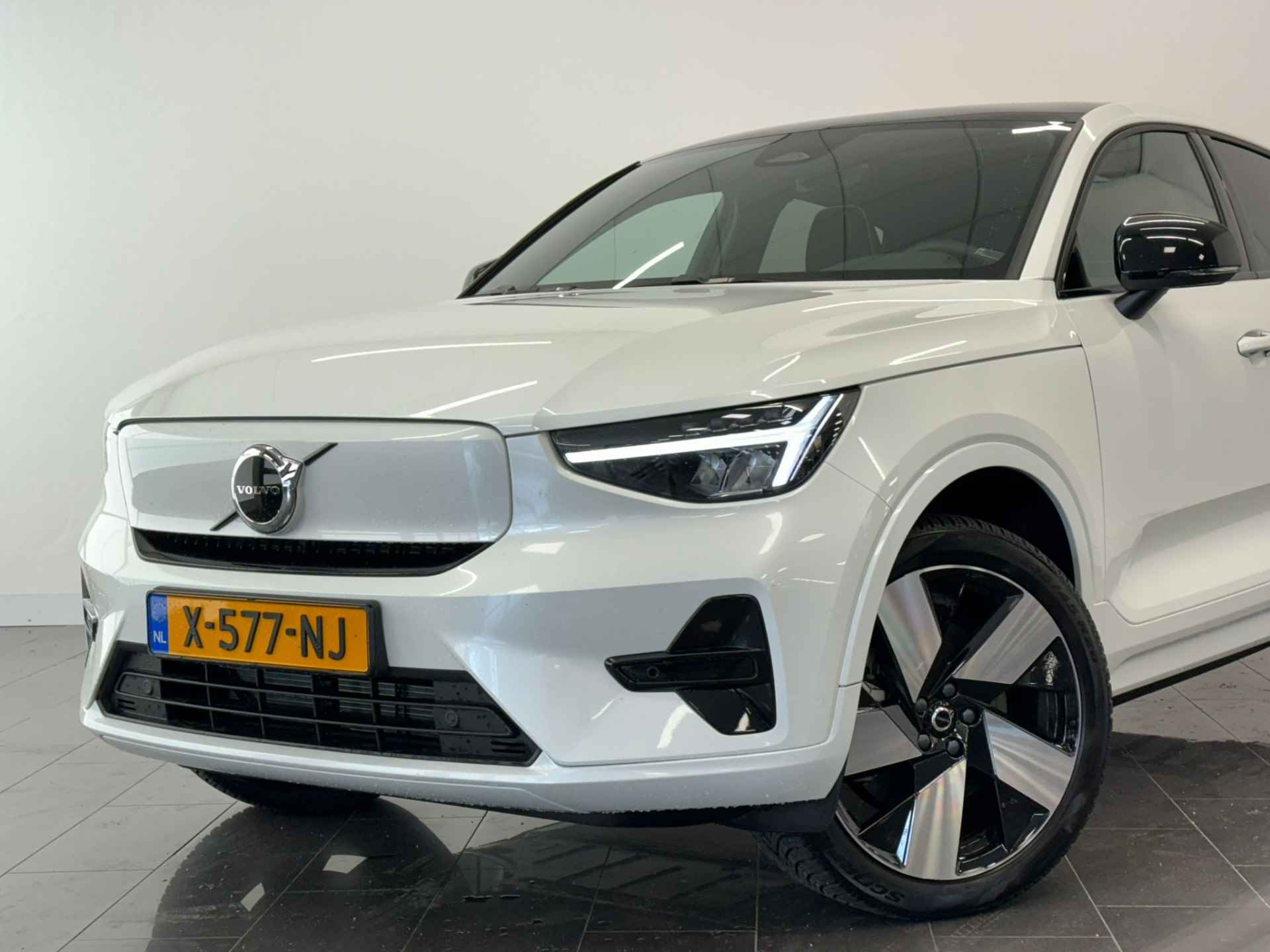 Volvo C40 Recharge Plus 69 kWh | Exterieur pack | Keyless | Alarm | 20" velgen | Warmtepomp | Cruise Adaptief | BLIS | - 34/42