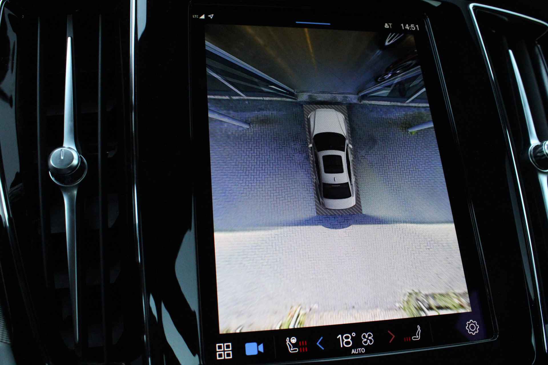 Volvo S60 B4 Ultimate Dark | Sportstoel | 360° Camera | Head-Up Display | Harman/Kardon | Adaptive Cruise | Panoramadak | Elektrische Stoe - 18/46