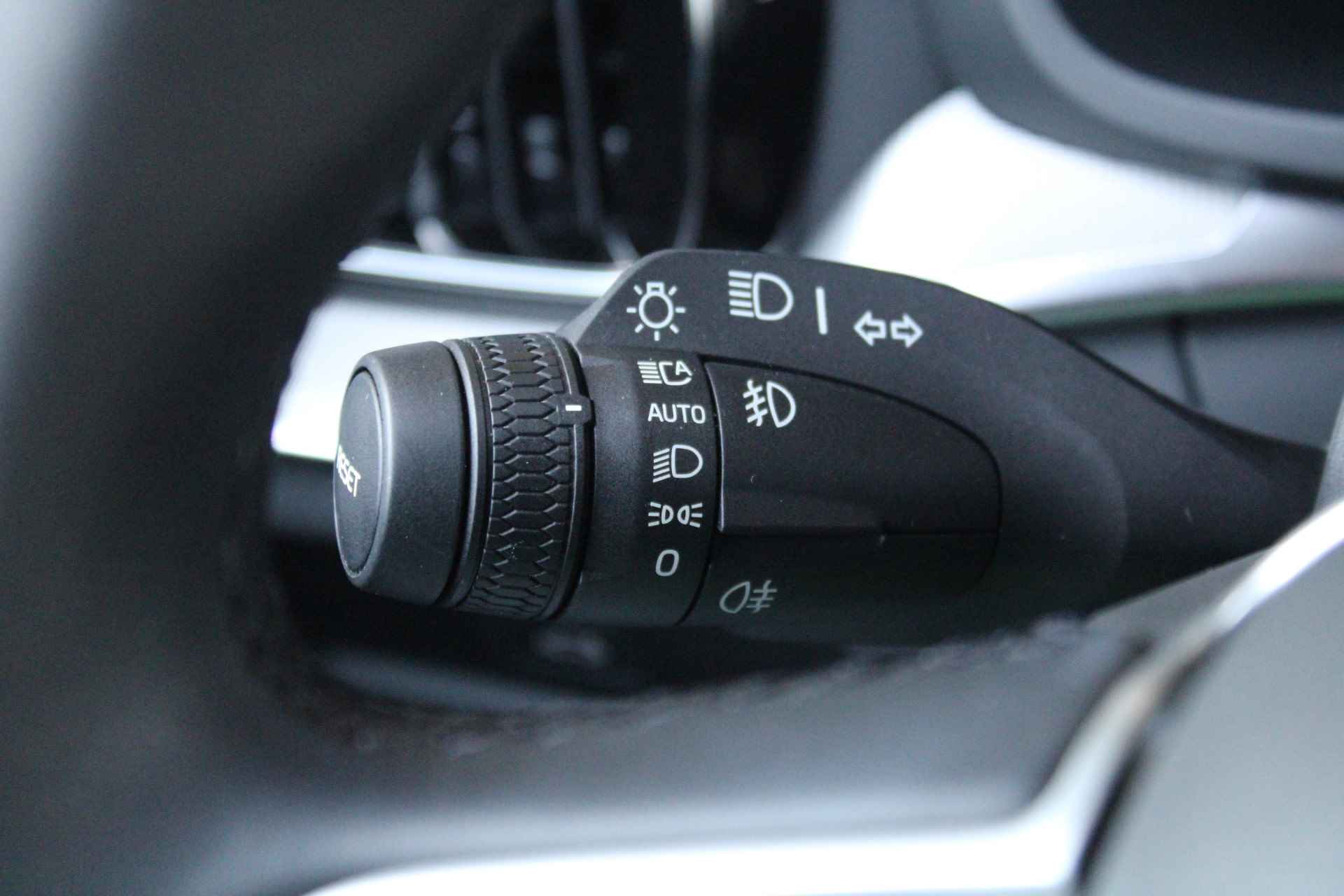 Volvo S60 B4 Ultimate Dark | Sportstoel | 360° Camera | Head-Up Display | Harman/Kardon | Adaptive Cruise | Panoramadak | Elektrische Stoe - 33/46