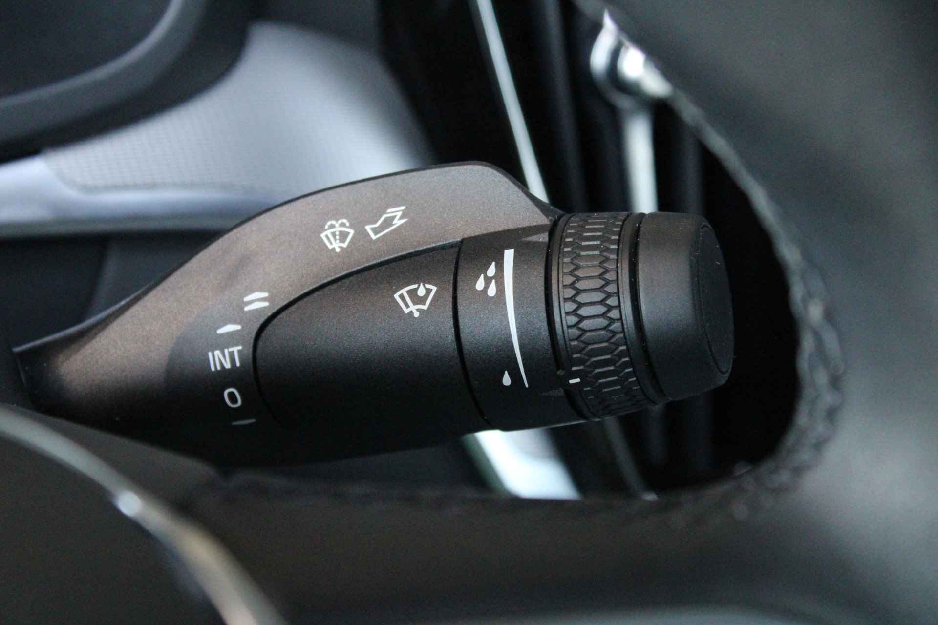 Volvo S60 B4 Ultimate Dark | Sportstoel | 360° Camera | Head-Up Display | Harman/Kardon | Adaptive Cruise | Panoramadak | Elektrische Stoe - 34/46