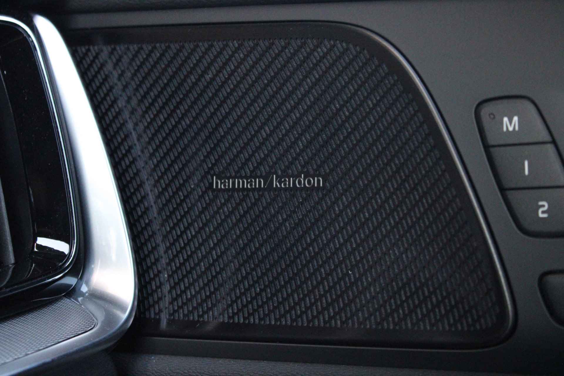 Volvo S60 B4 Ultimate Dark | Sportstoel | 360° Camera | Head-Up Display | Harman/Kardon | Adaptive Cruise | Panoramadak | Elektrische Stoe - 36/46