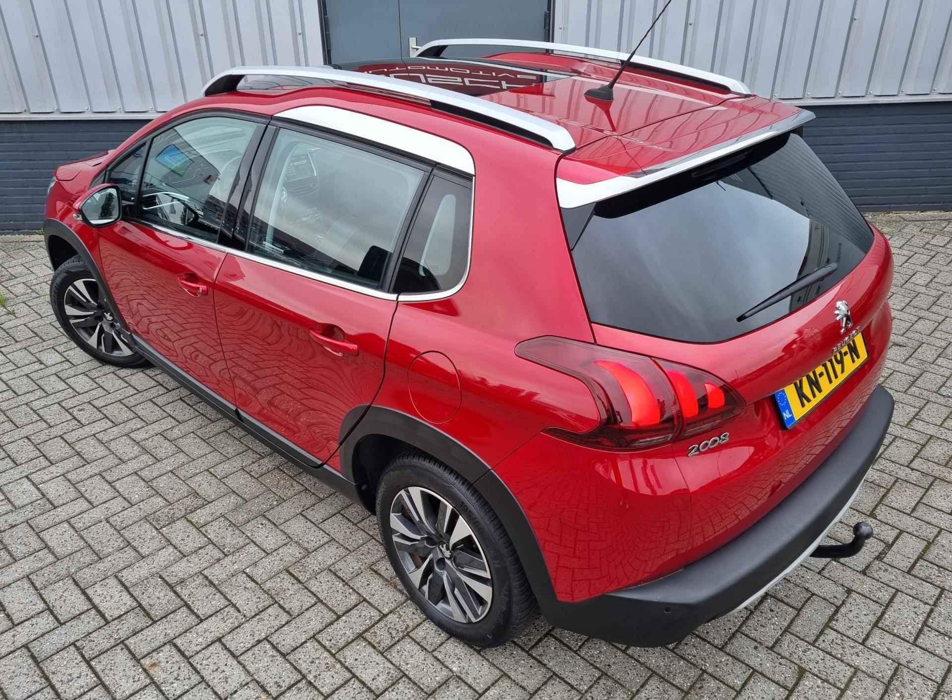 Peugeot 2008 1.2 PureTech Allure VAN 2e EIGENAAR | AUTOMAAT - 31/47