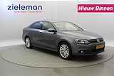 VOLKSWAGEN Golf 1.4 TSI Hybrid Highline Automaat - LED, Navi, Clima, PDC