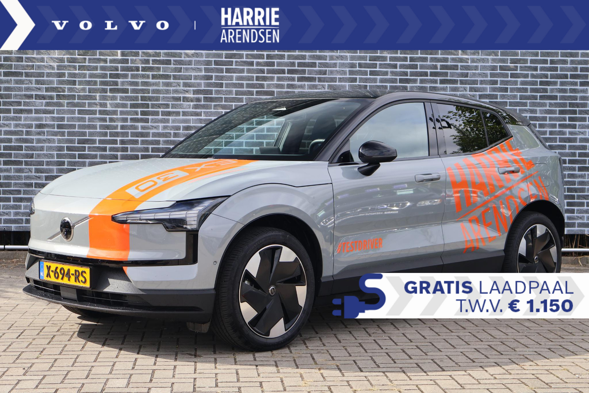 Volvo EX30 Single Motor Extended Range Ultra 69 kWh | Adaptieve cruise control | 360 camera | Panoramadak | Stoel- en stuurverwarming