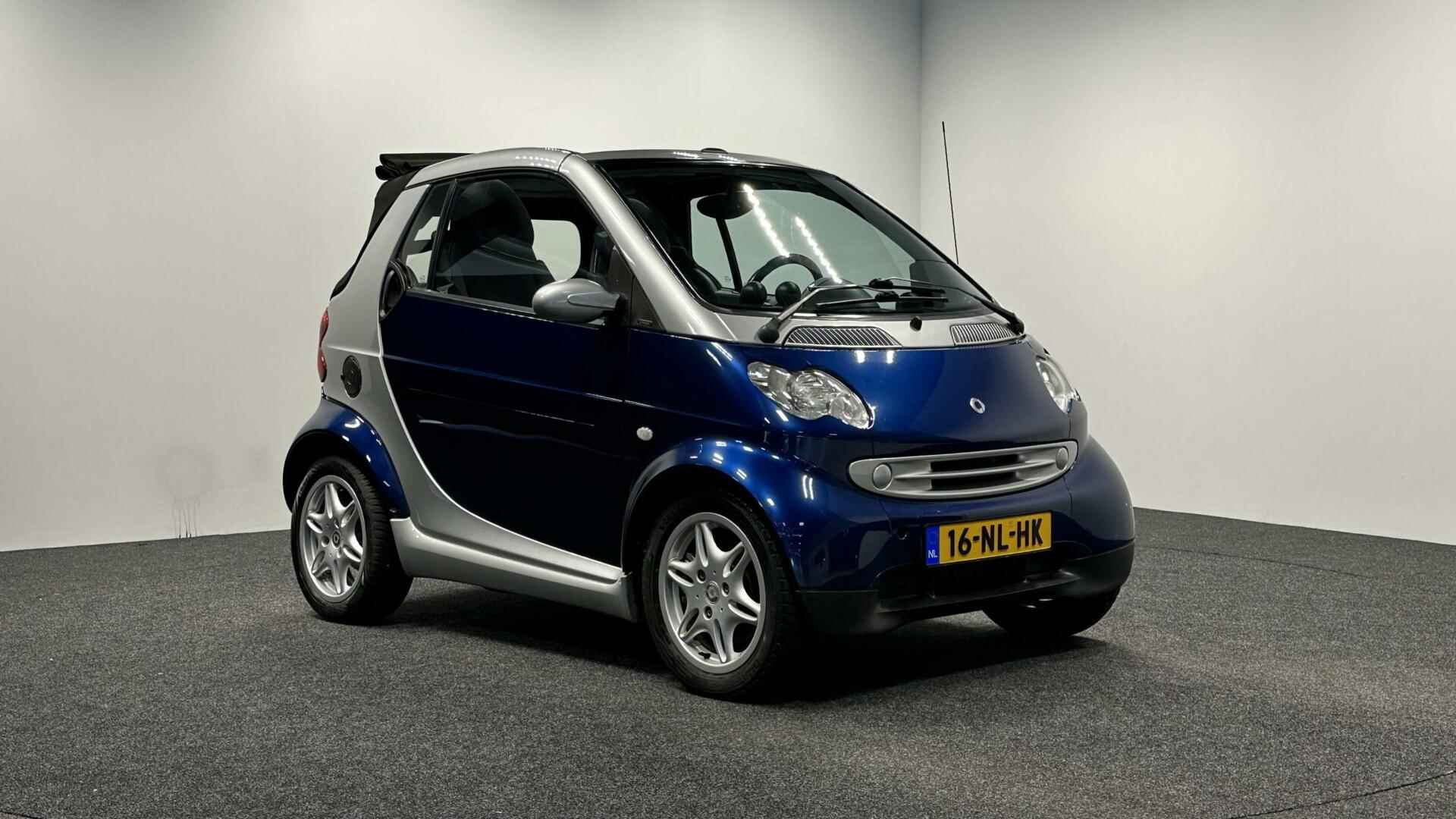 Smart cabrio cabrio & passion AUTOMAAT - 4/22