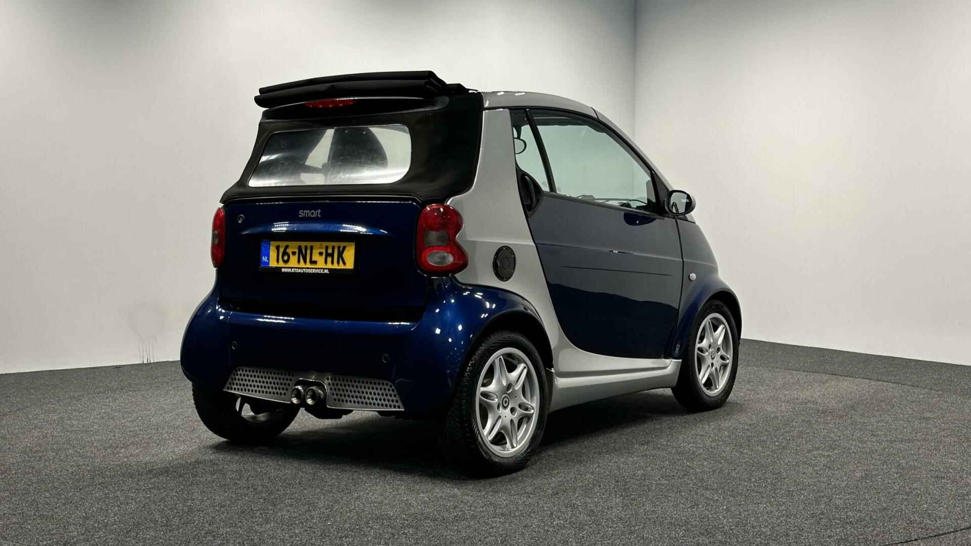 Smart cabrio cabrio & passion AUTOMAAT - 6/22