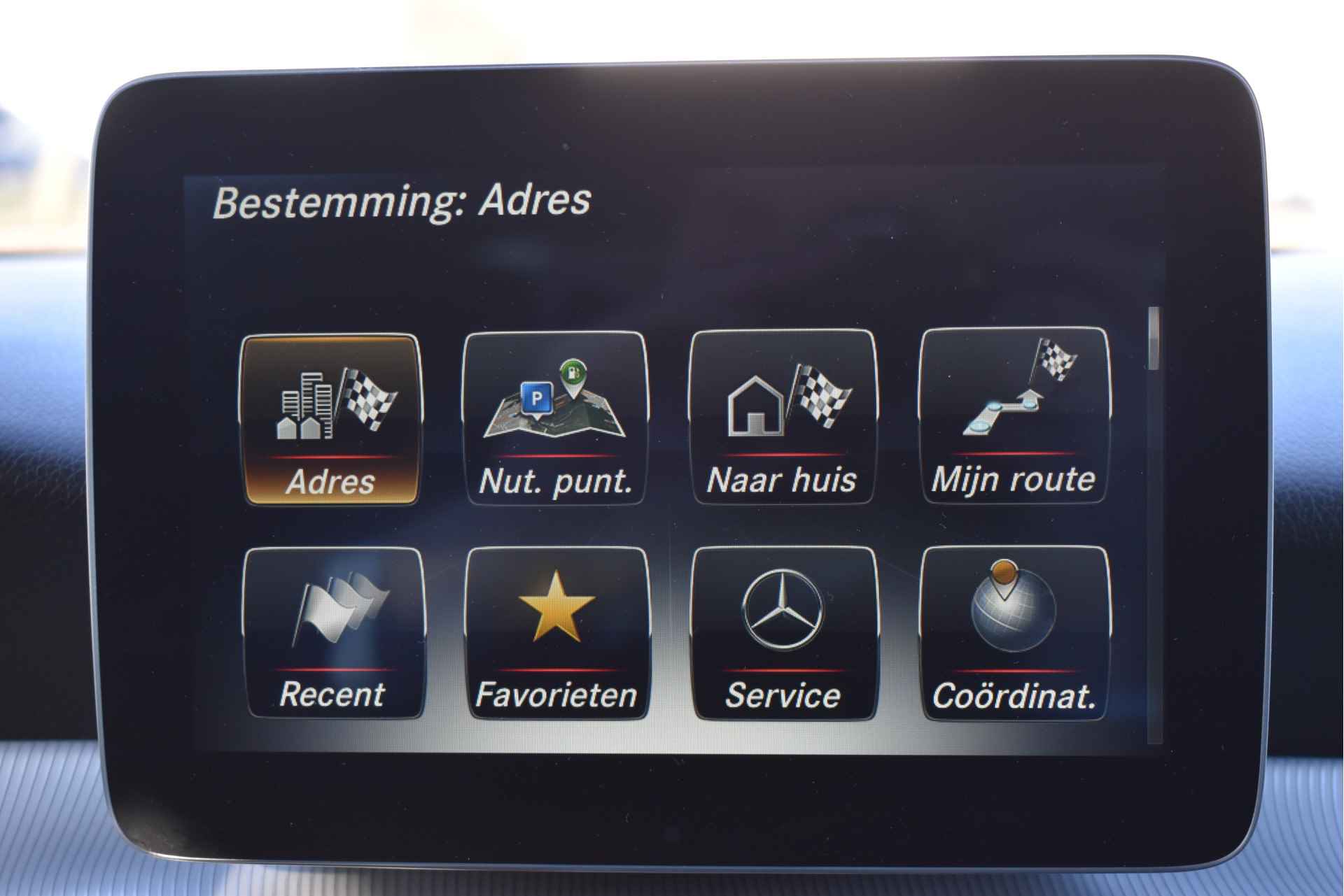 Mercedes-Benz GLA 180 | Camera | Allweather | Stoelverw | Navi | Cruise Control | LED | LM-Velgen - 18/63