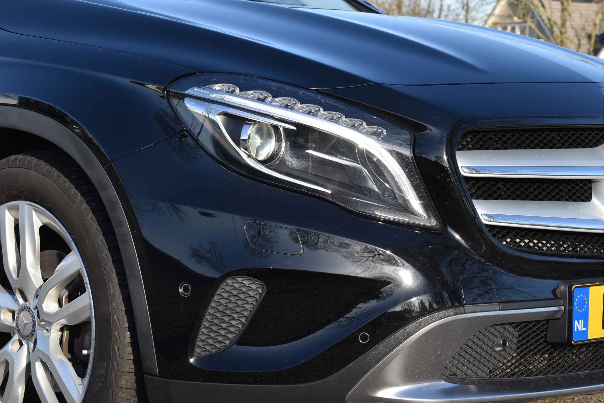 Mercedes-Benz GLA 180 | Camera | Allweather | Stoelverw | Navi | Cruise Control | LED | LM-Velgen - 30/63