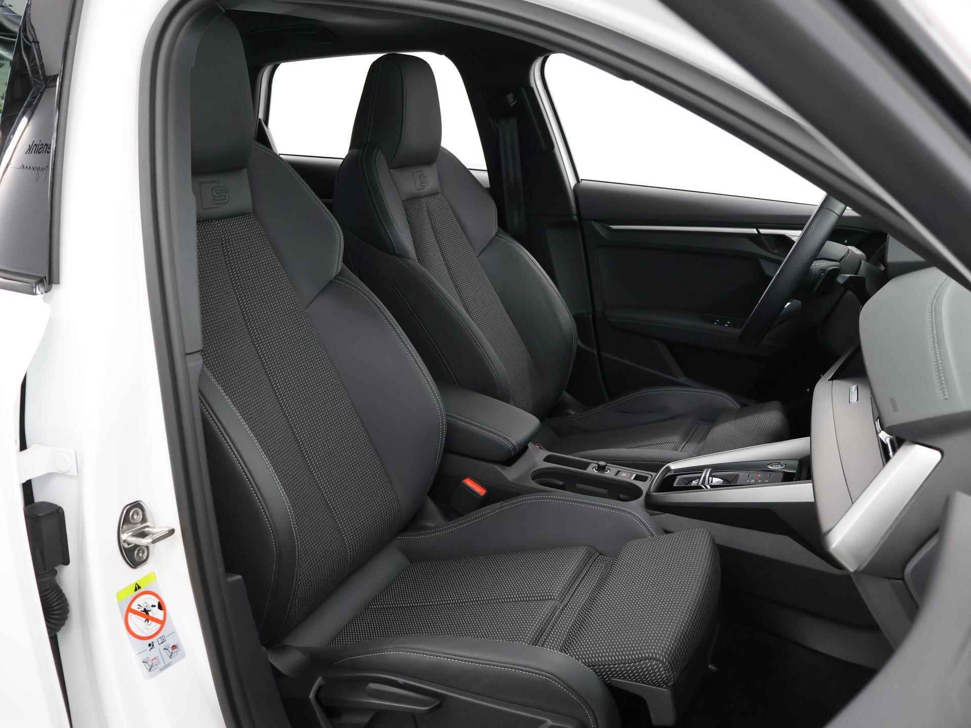 Audi A3 Sportback 40 TFSI S-line E Edition | Phev | Panoramadak | Virtual Cockpit | Navigatie | Adaptieve Cruise Control | Apple Carplay / Android Auto | Stoelverwarming | - 11/51