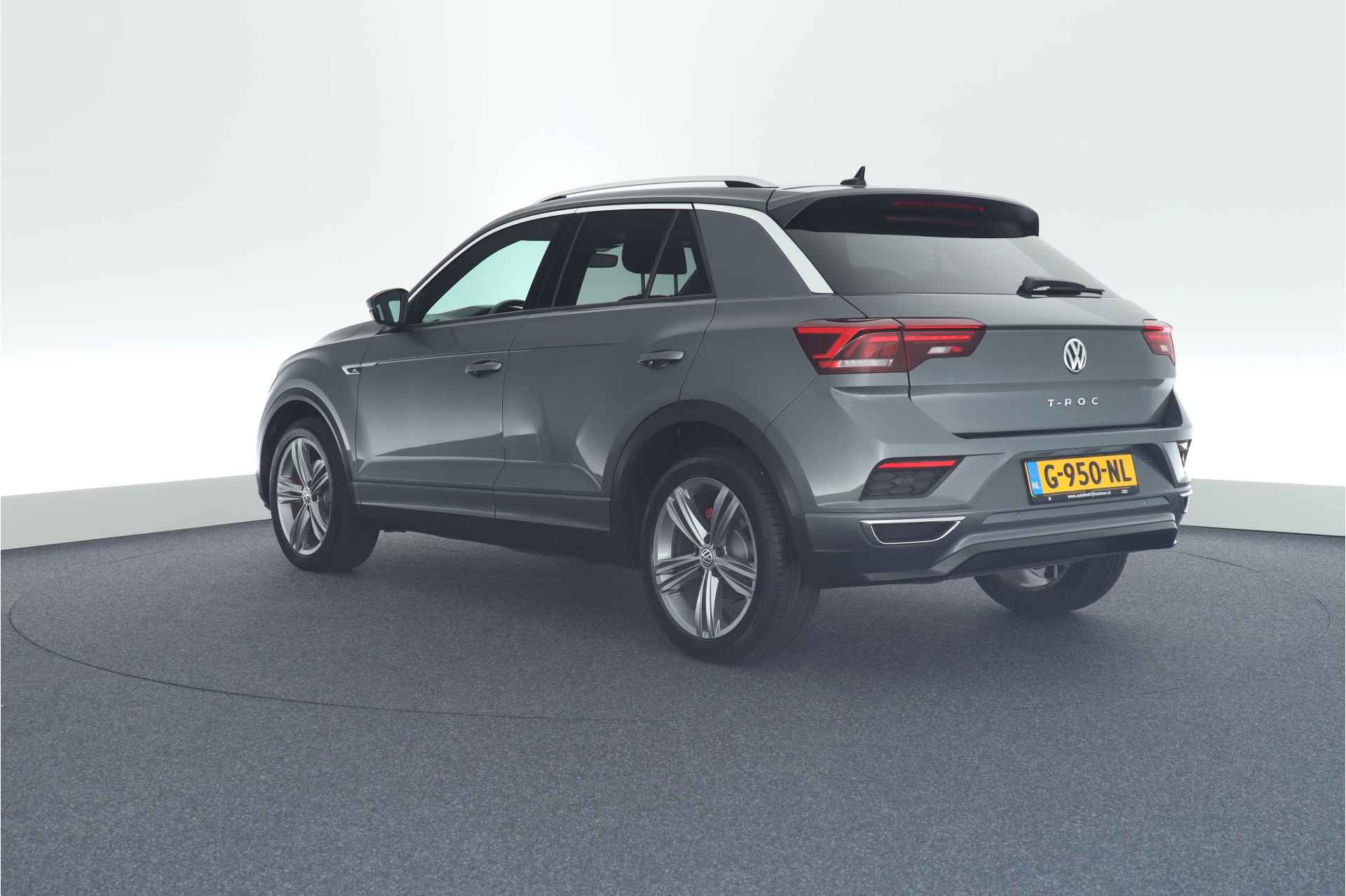 Volkswagen T-Roc 1.5 TSI 150pk H6 R-Line Sport Camera Virtual Cockpit Navigatie - 8/47