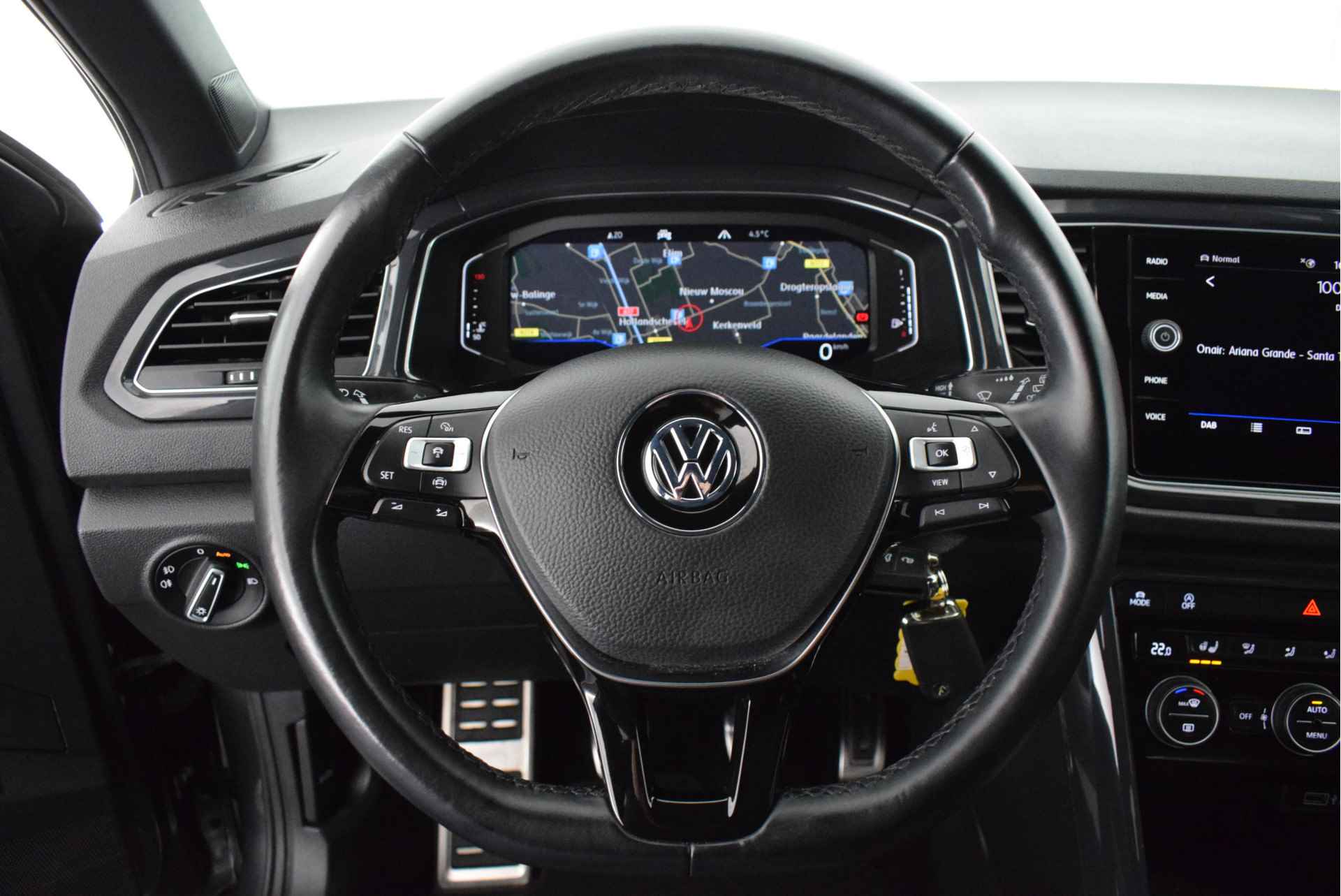 Volkswagen T-Roc 1.5 TSI 150pk H6 R-Line Sport Camera Virtual Cockpit Navigatie - 18/47