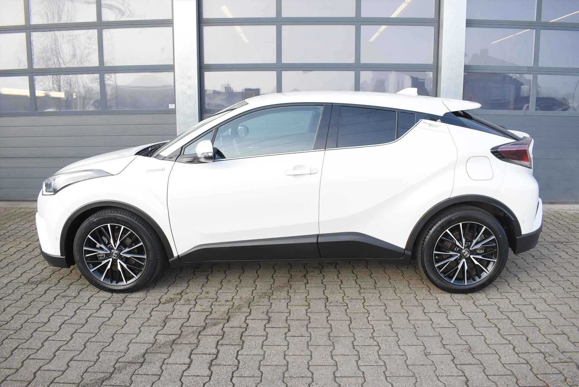 TOYOTA C-Hr 1.8 Hybrid 122pk CVT Executive - 2/44