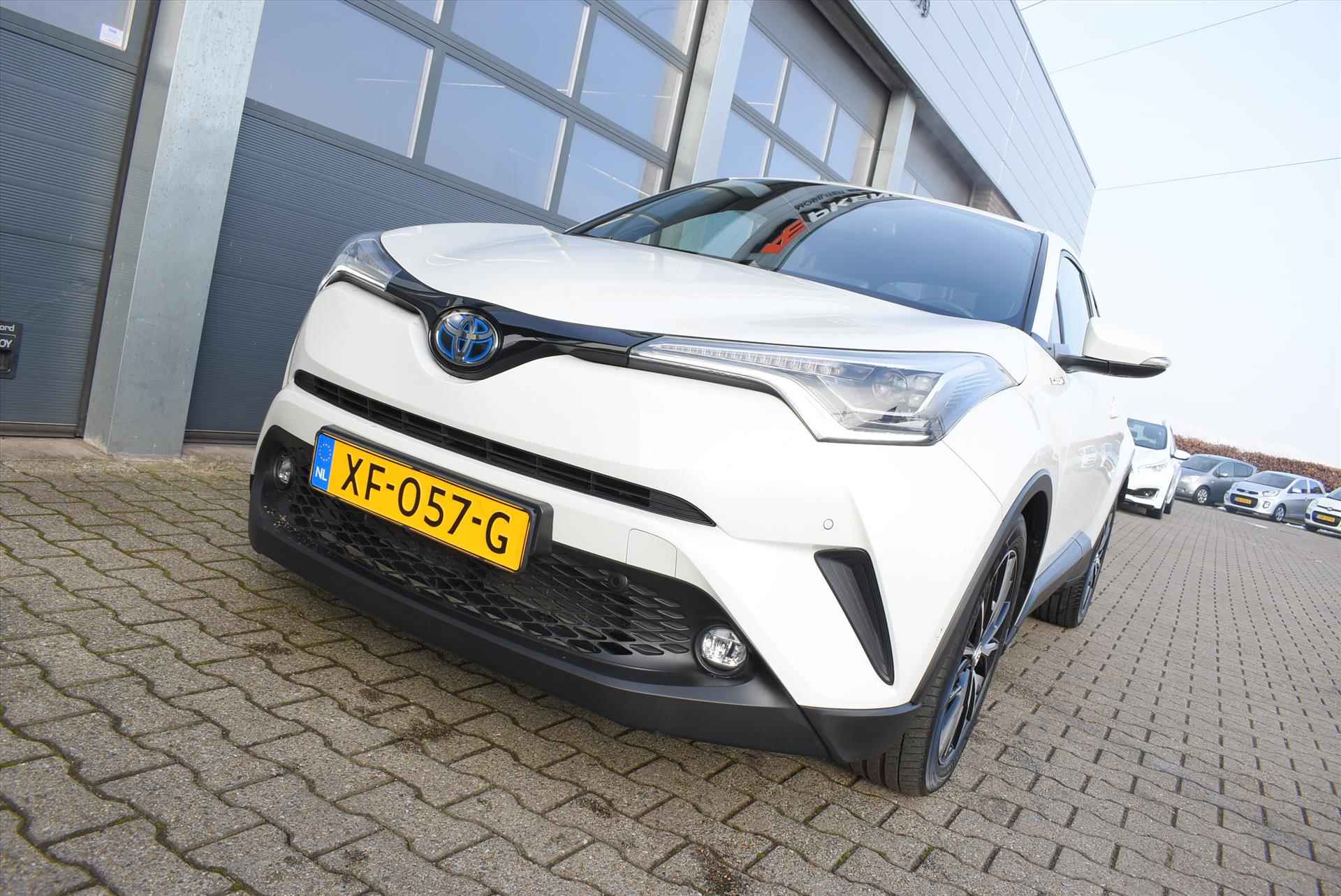 TOYOTA C-Hr 1.8 Hybrid 122pk CVT Executive - 13/44