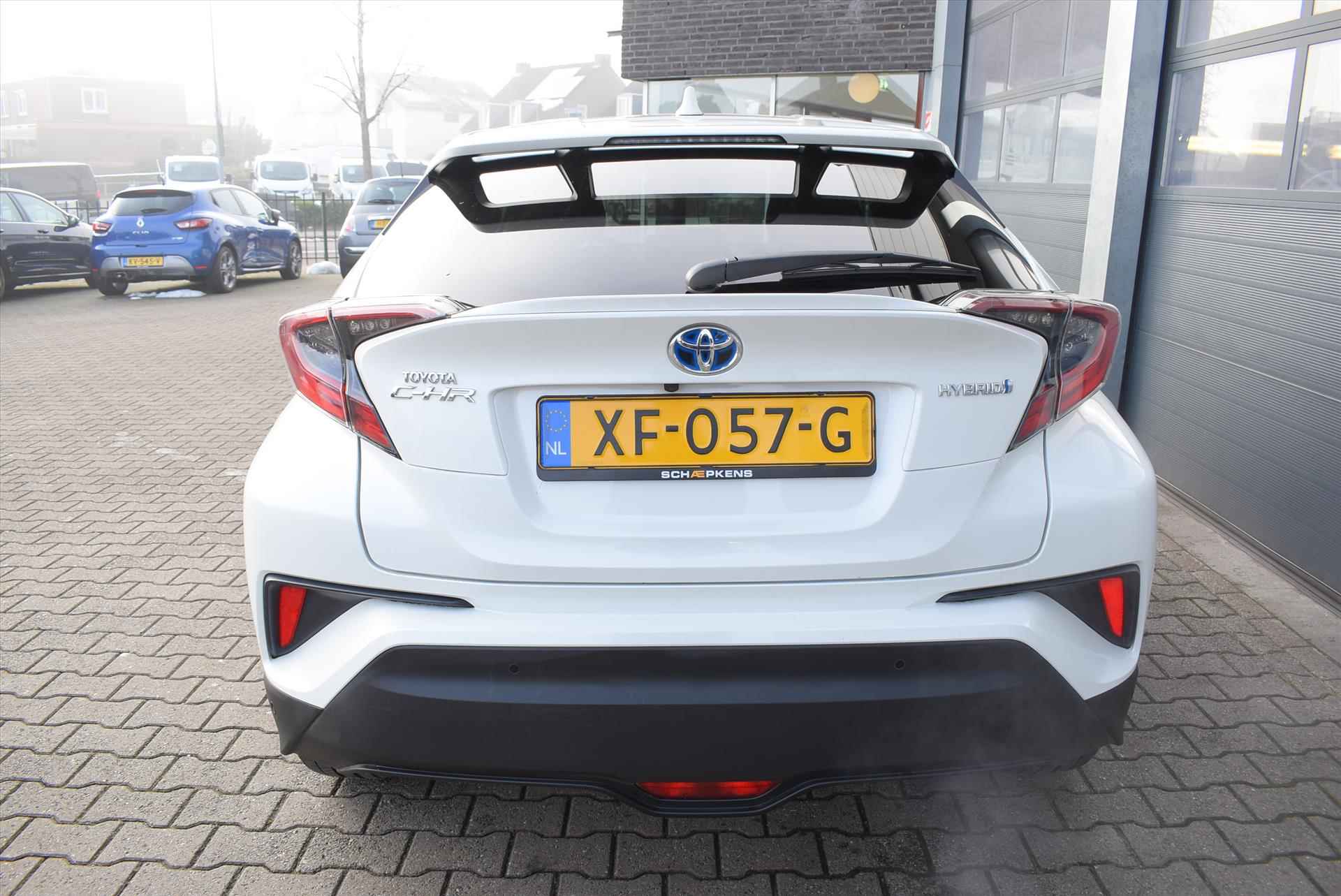 TOYOTA C-Hr 1.8 Hybrid 122pk CVT Executive - 17/44