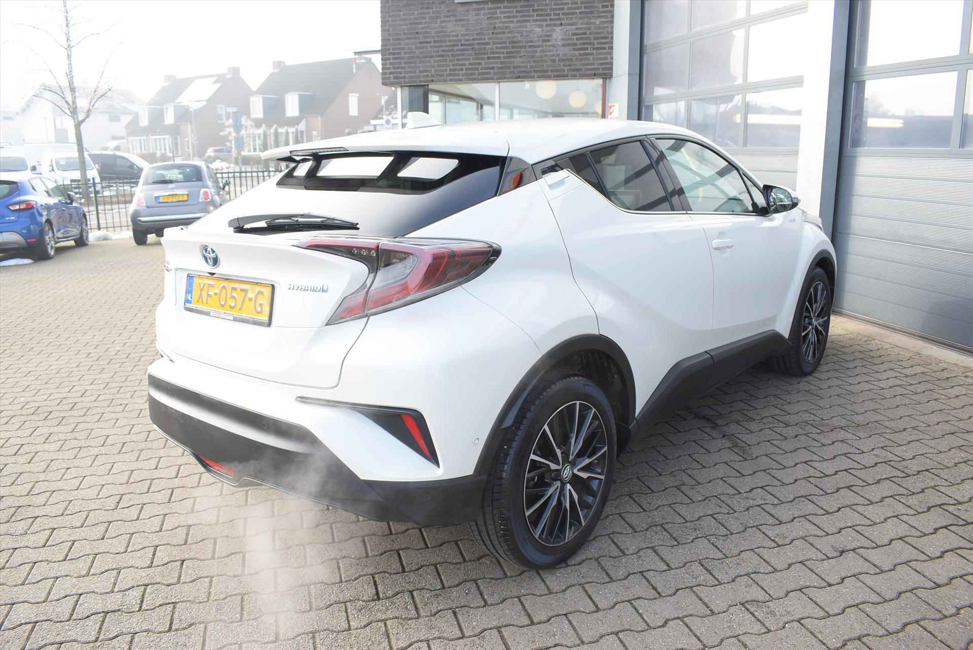 TOYOTA C-Hr 1.8 Hybrid 122pk CVT Executive - 19/44