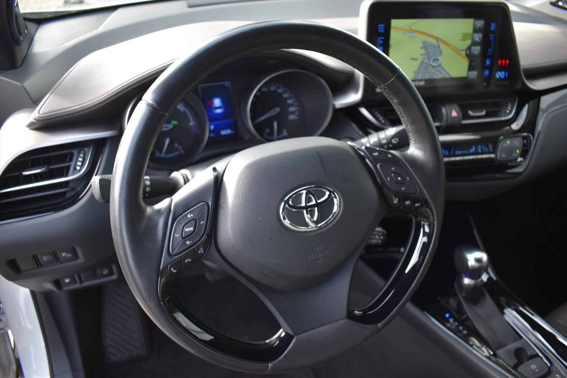 TOYOTA C-Hr 1.8 Hybrid 122pk CVT Executive - 23/44