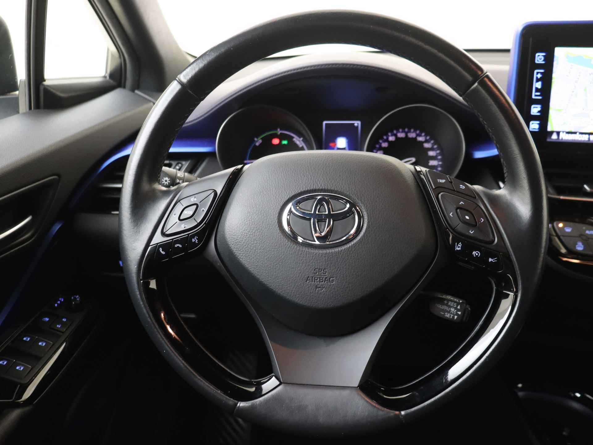 Toyota C-HR 1.8 Hybrid Bi-Tone | Navigatie | Camera | 18 Inch Lichtmetalen Velgen - 7/45